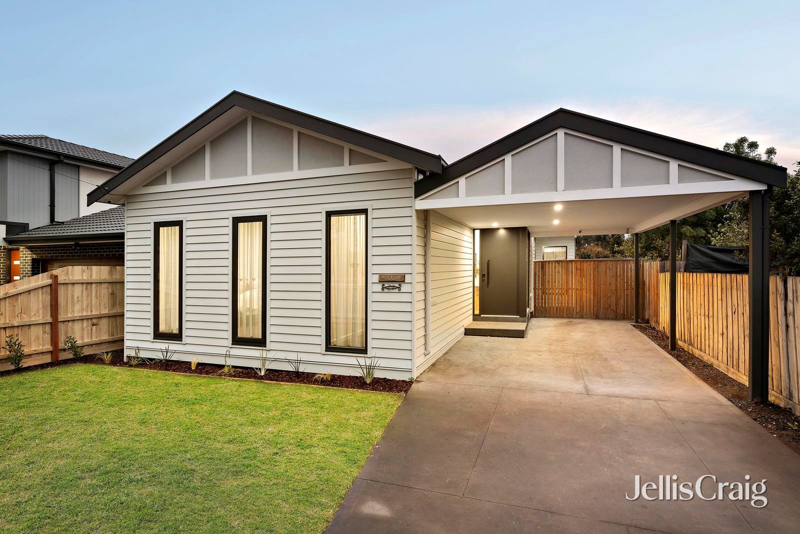 27 Wembley Avenue, Yarraville image 10