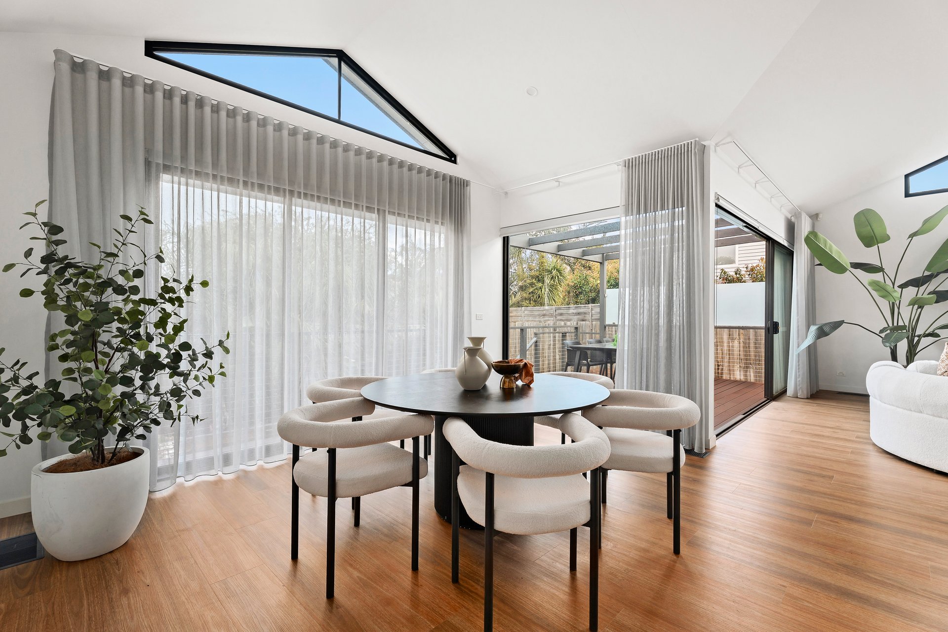 27 Wembley Avenue, Yarraville image 3