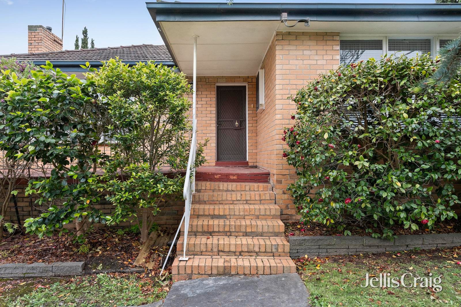 27 Westwood Drive, Bulleen image 3