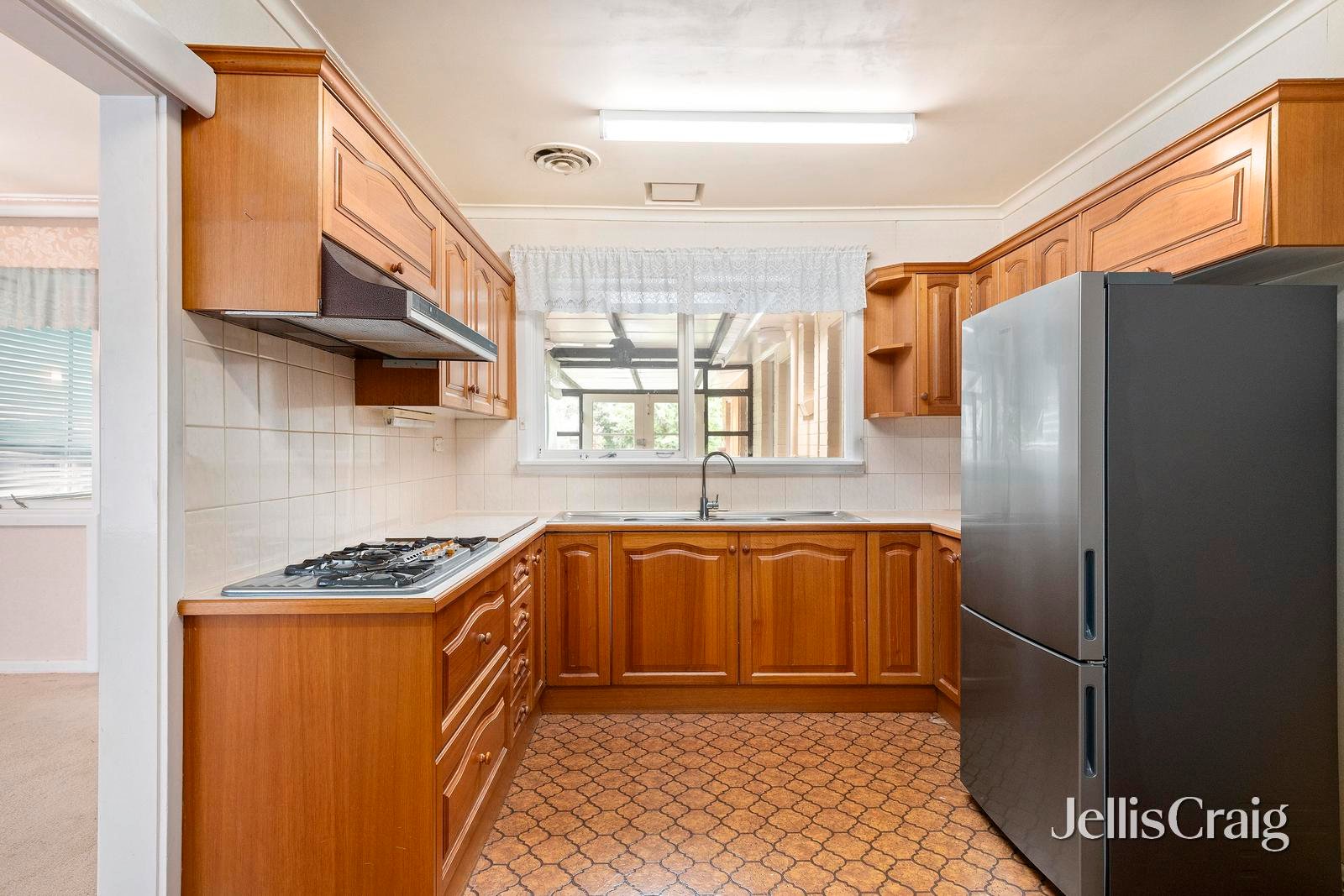 27 Westwood Drive, Bulleen image 5