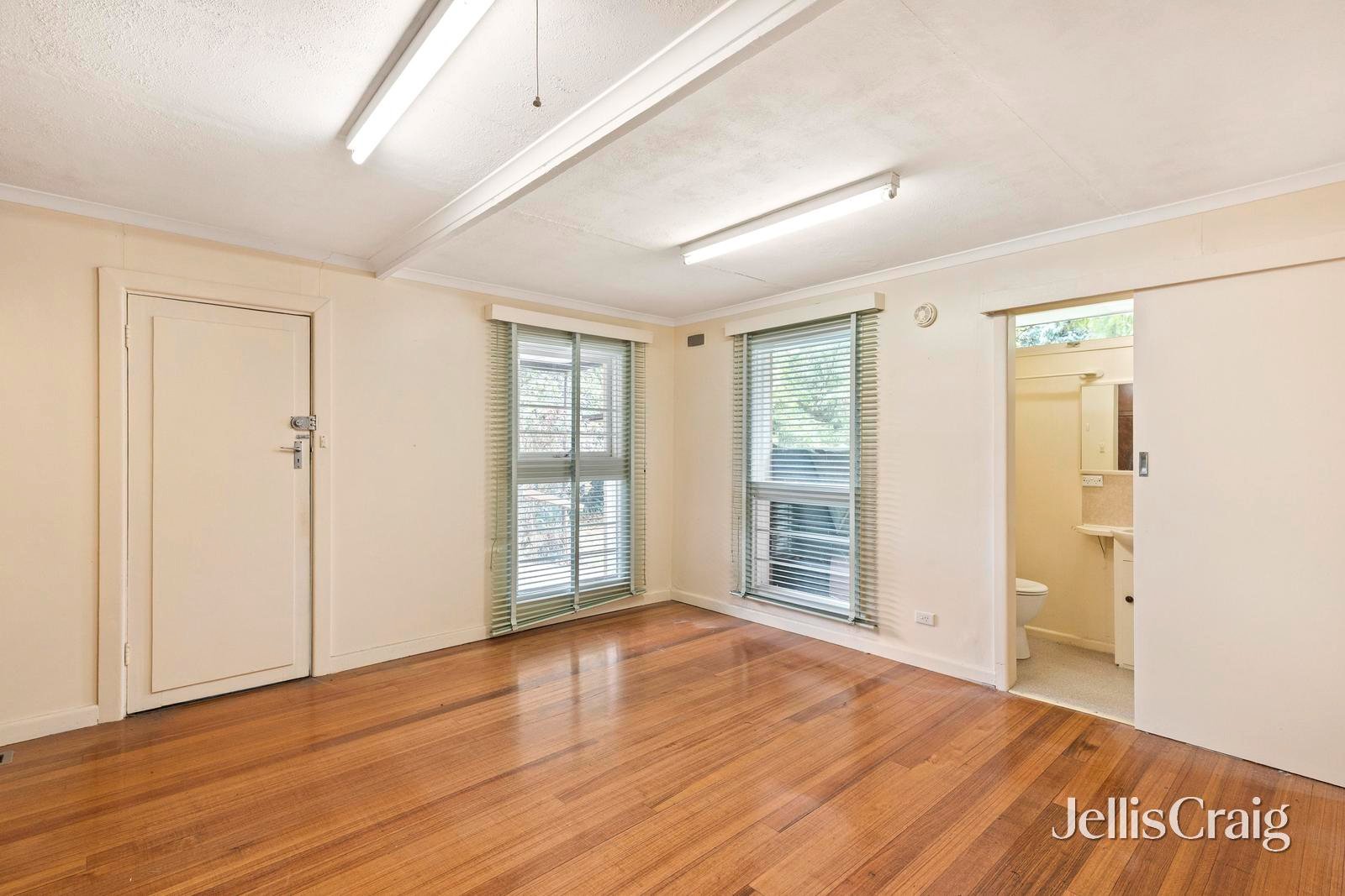 27 Westwood Drive, Bulleen image 6