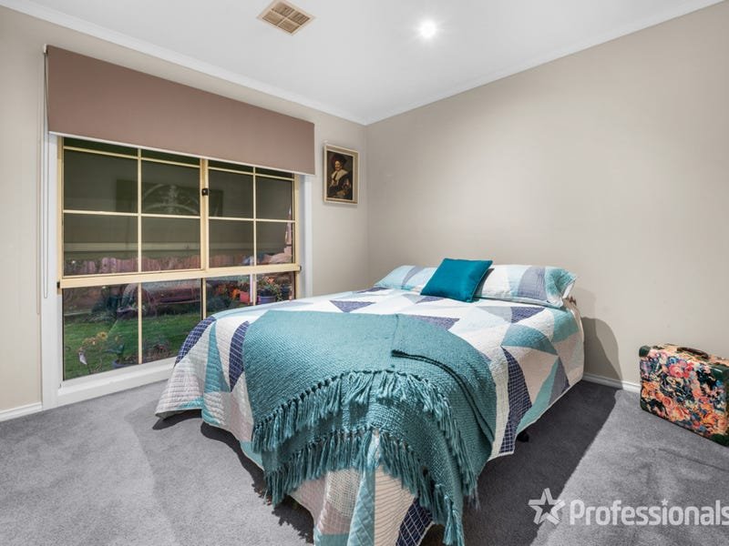 27 William Road, Croydon image 9