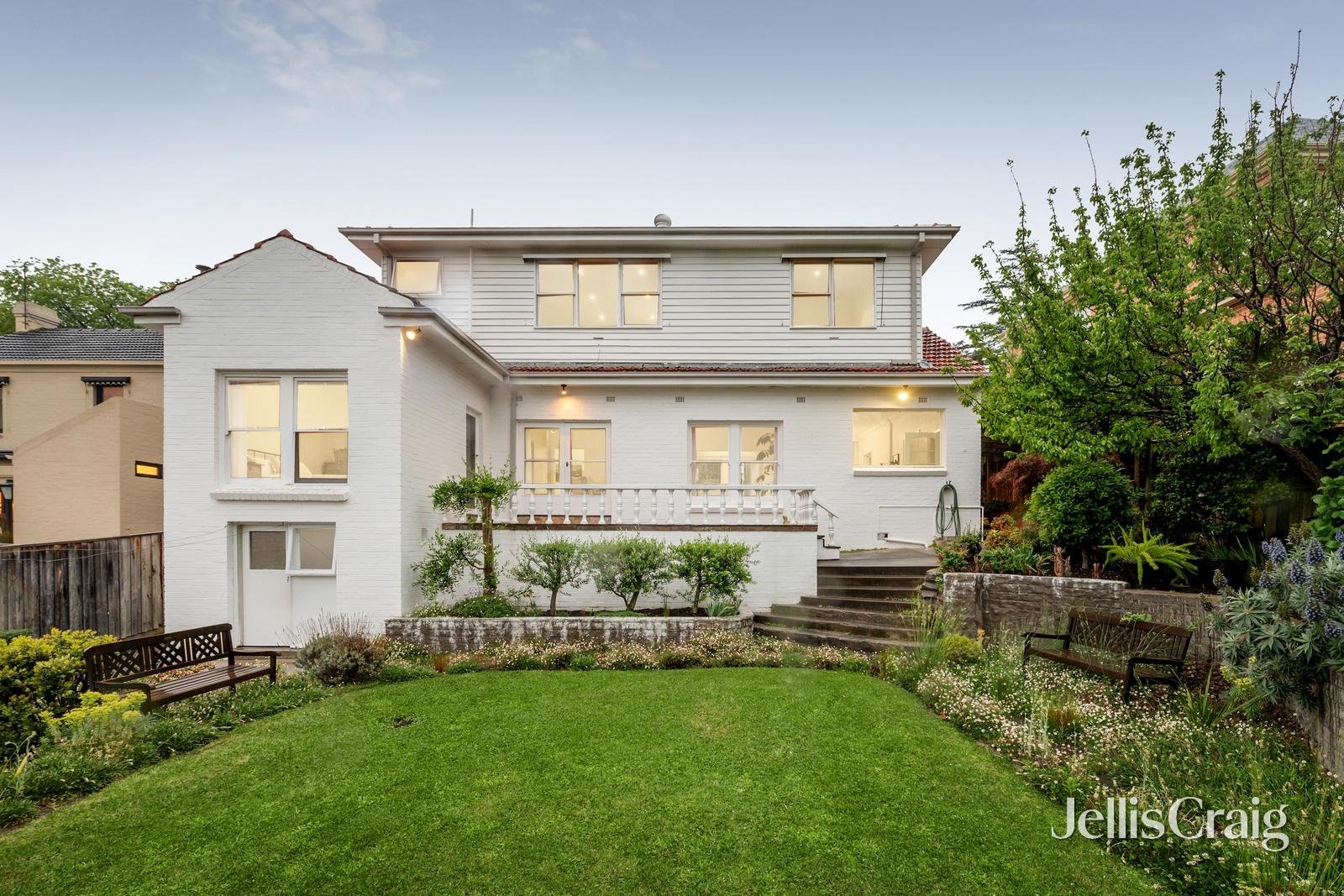 27 Willis Street, Balwyn North image 9