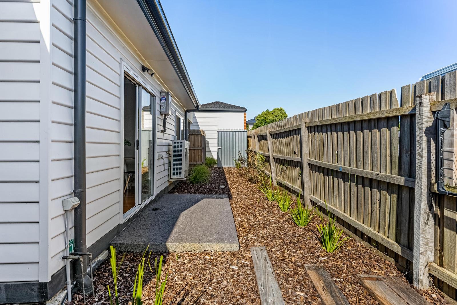 2/7 Wimmera Avenue, Reservoir image 6