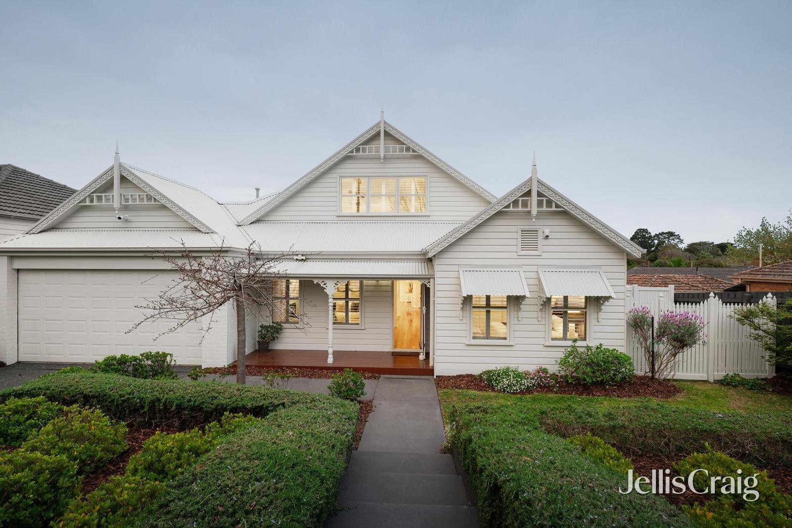 27 Woodhouse Grove, Box&nbsp;Hill&nbsp;North image 2