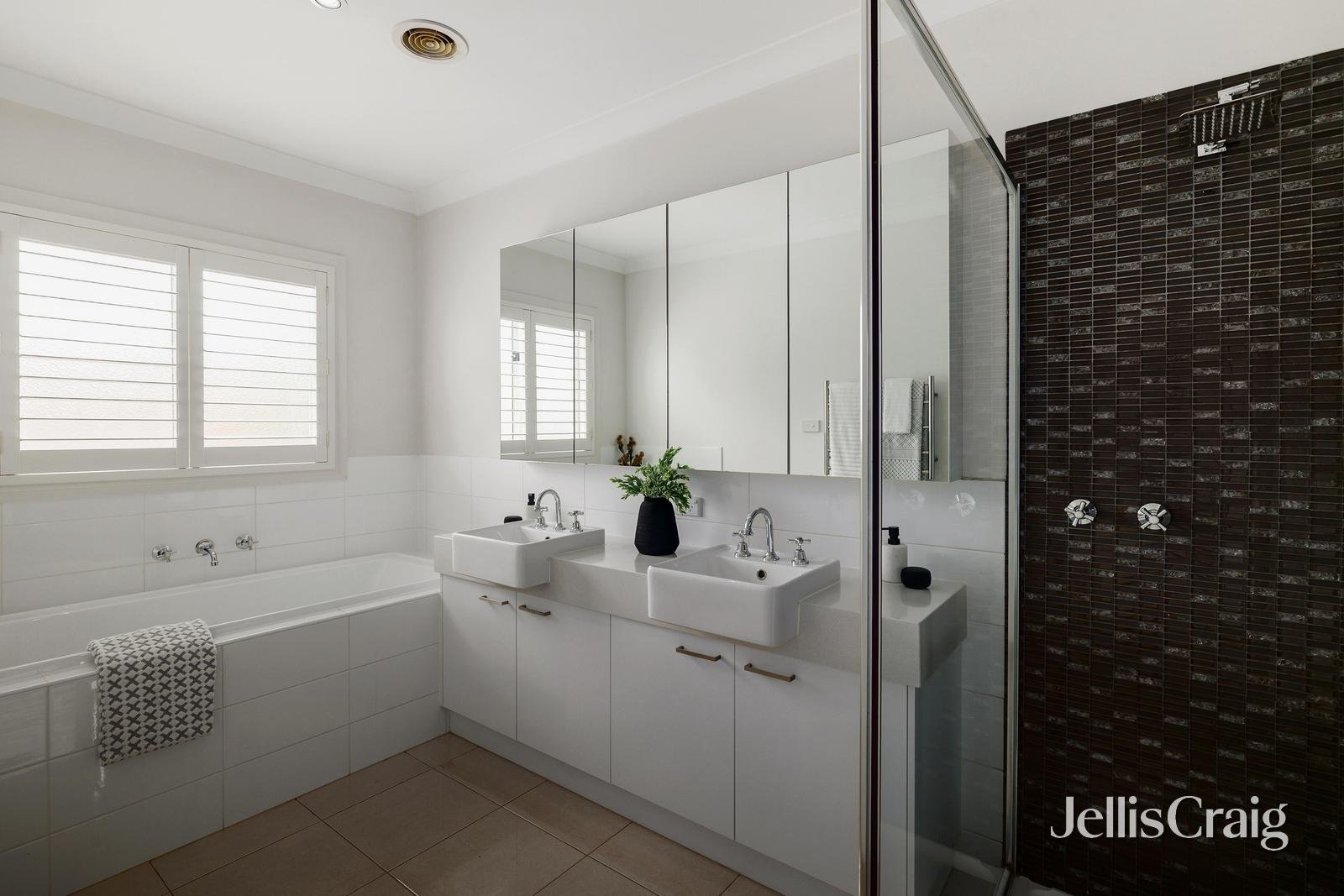 27 Woodhouse Grove, Box&nbsp;Hill&nbsp;North image 15