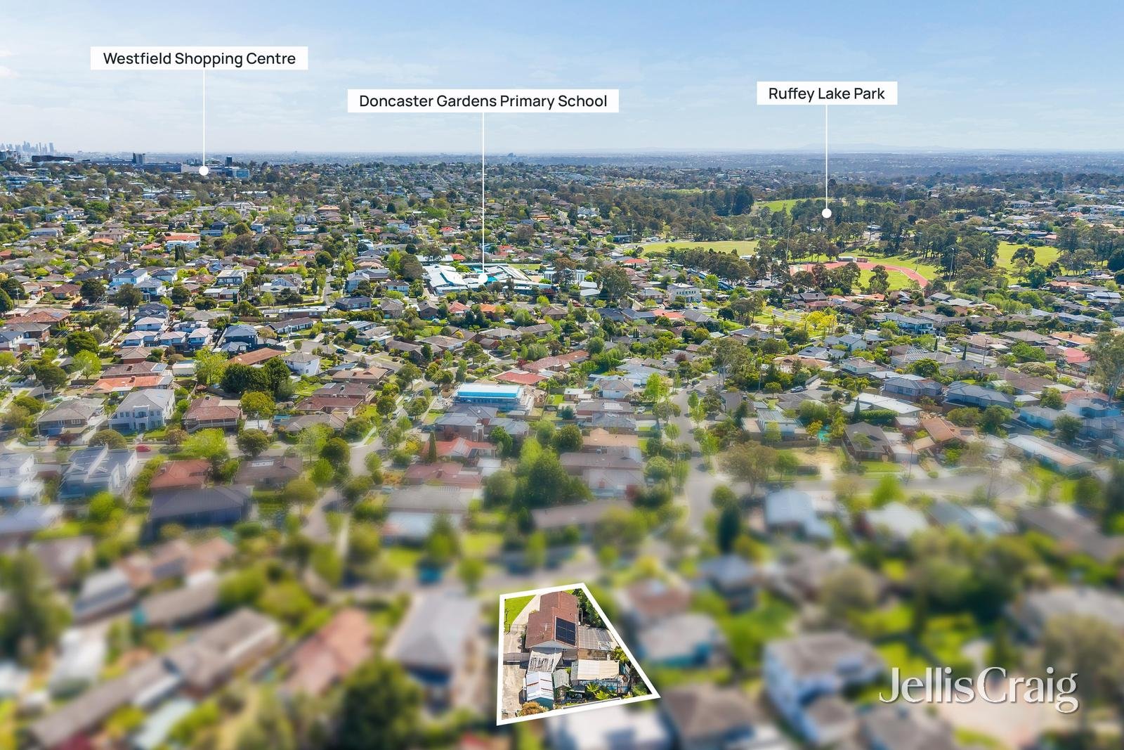 27 Worthing Avenue, Doncaster East image 13