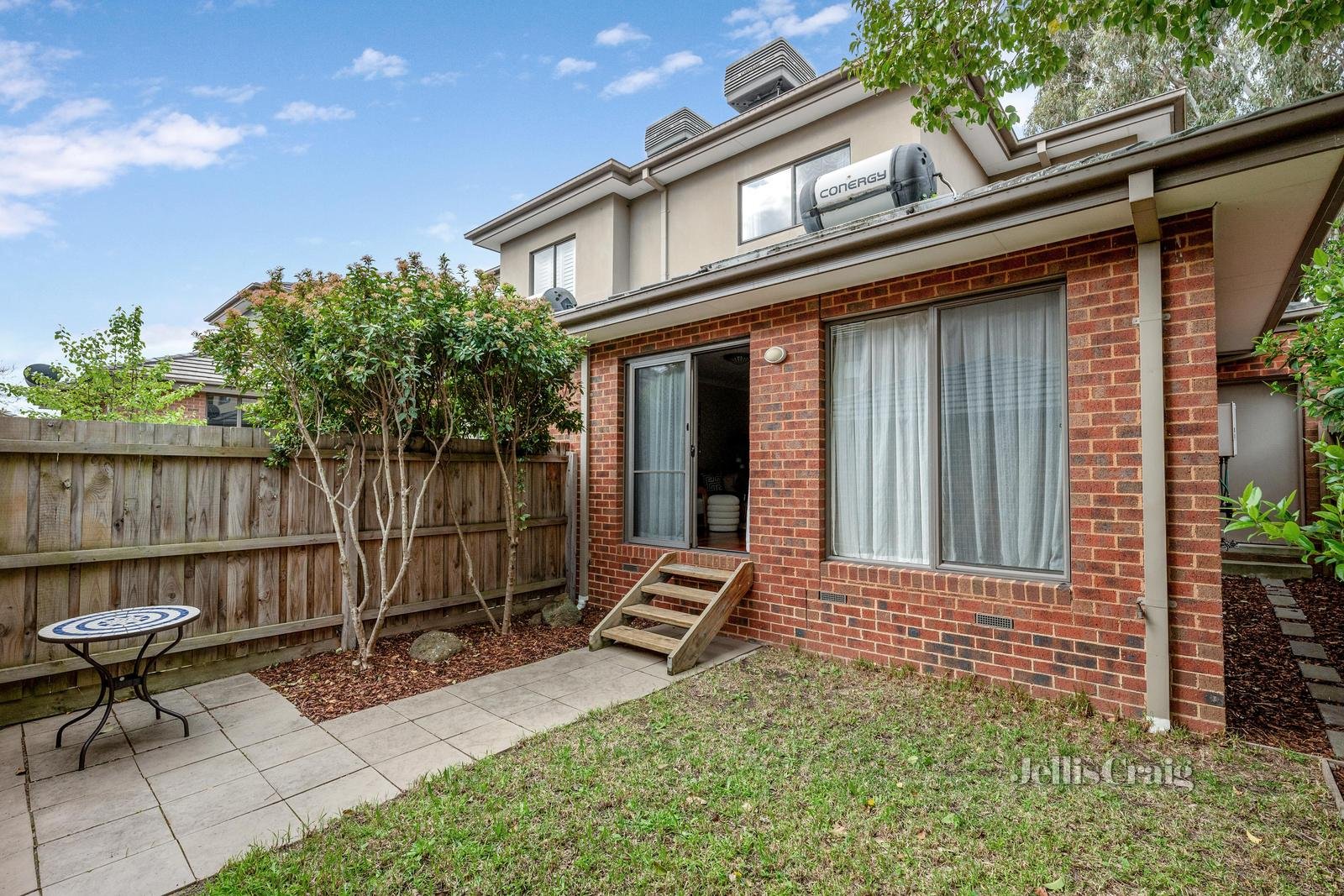 2/70-72 Larch Crescent, Mount Waverley image 10