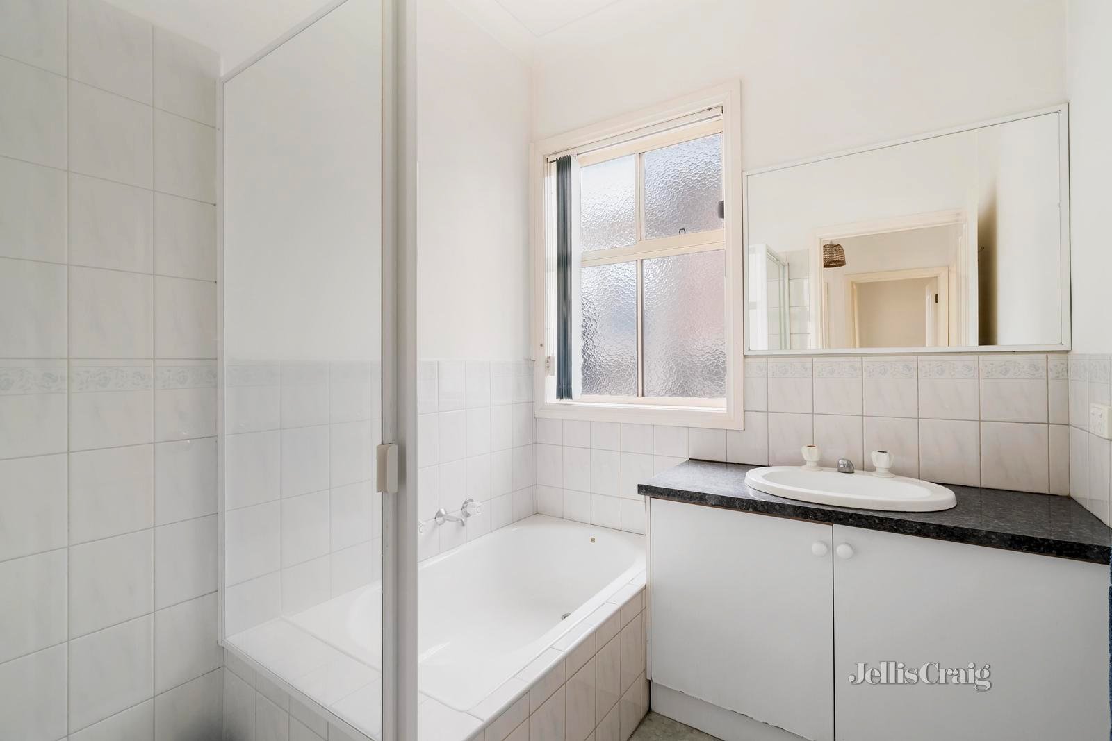 2/70 Kororoit Creek Road, Williamstown North image 6