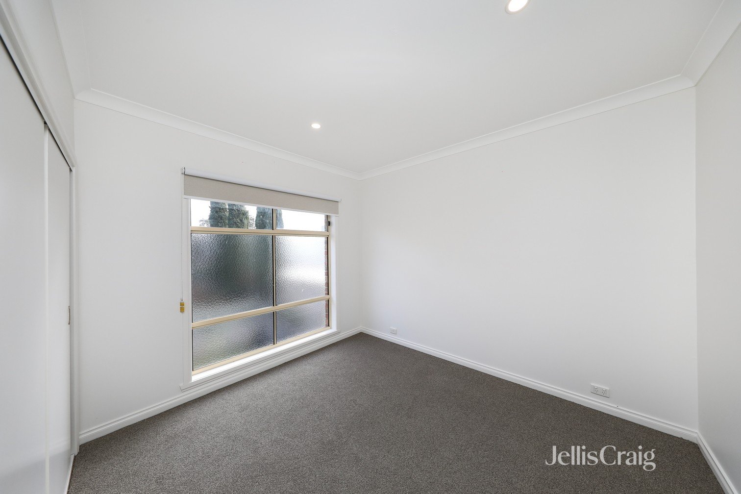 2/70 Kororoit Creek Road, Williamstown image 8