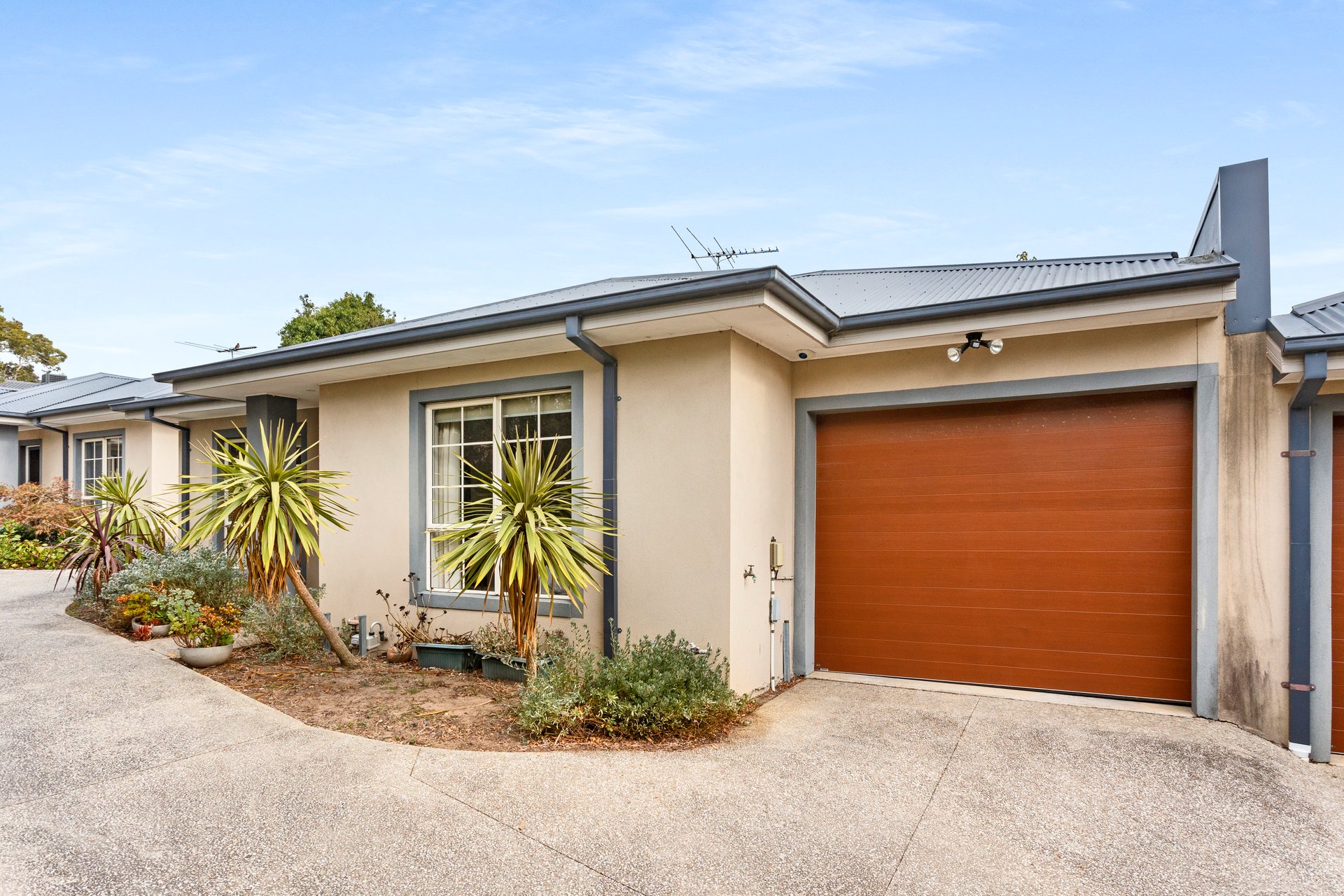 Property Gallery - Main Image