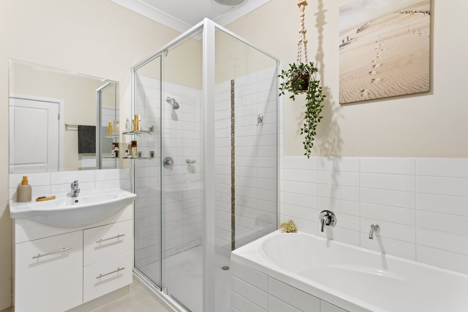 Property Gallery Thumbnail 5