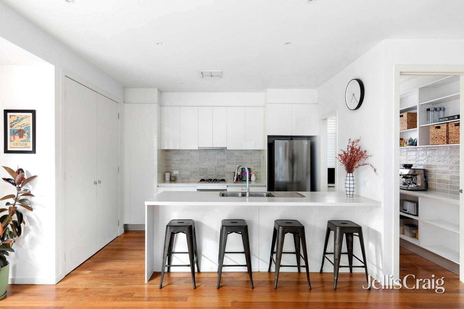 2/70 Noorong Avenue, Bundoora image 2