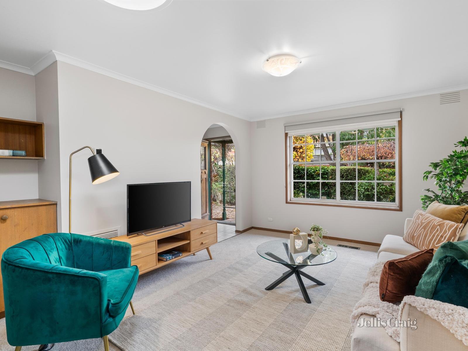 2/70 Whittens Lane, Doncaster image 2
