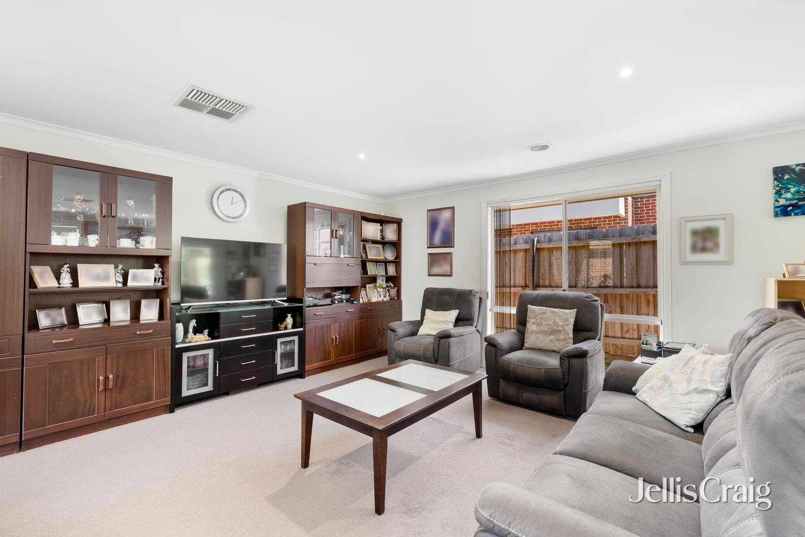 2/703 Stud Road, Scoresby image 2