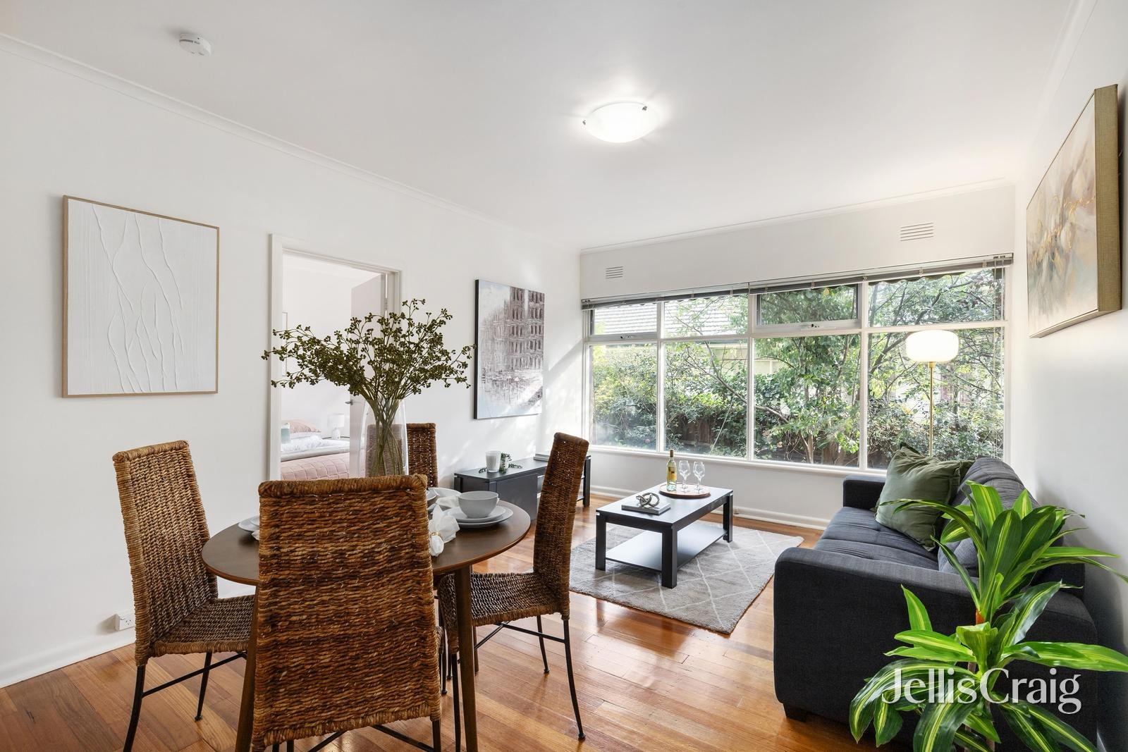 2/70a Wattle Road, Hawthorn image 1
