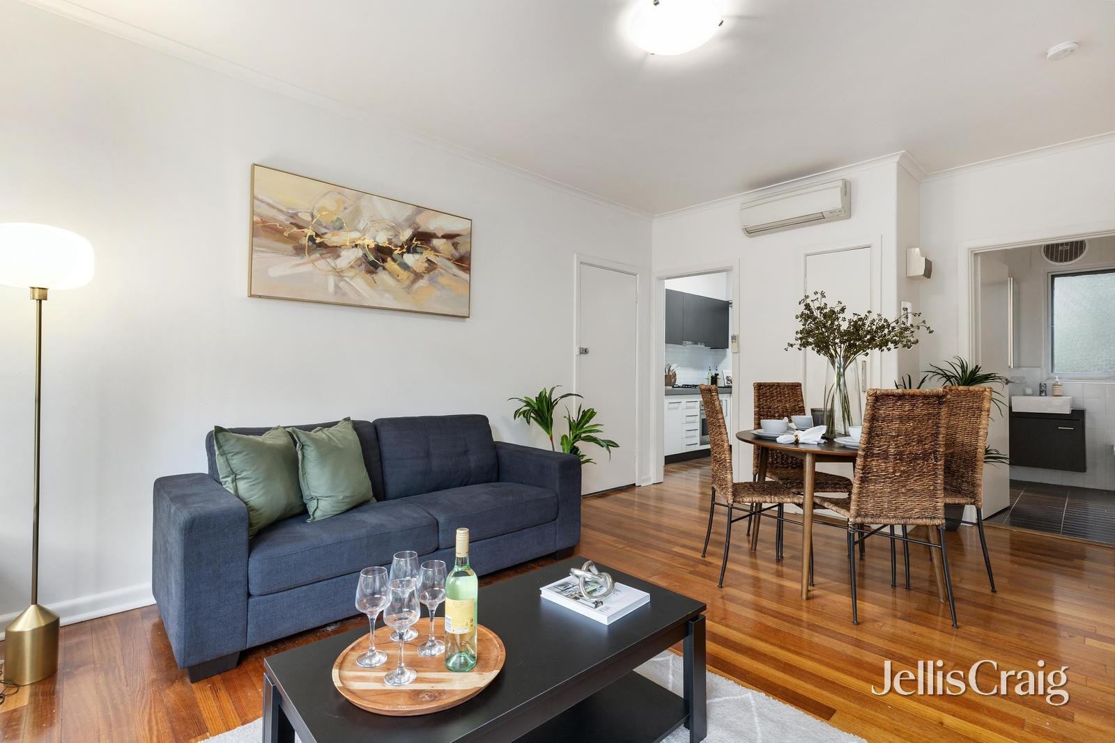 2/70a Wattle Road, Hawthorn image 5