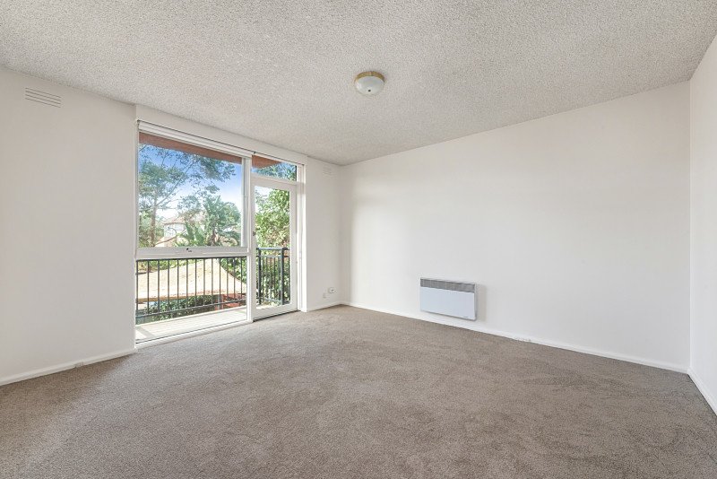 2 / 71 Carroll Crescent GLEN IRIS, VIC 3146