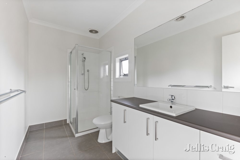 2/71 Lloyd Street, Heidelberg Heights image 7