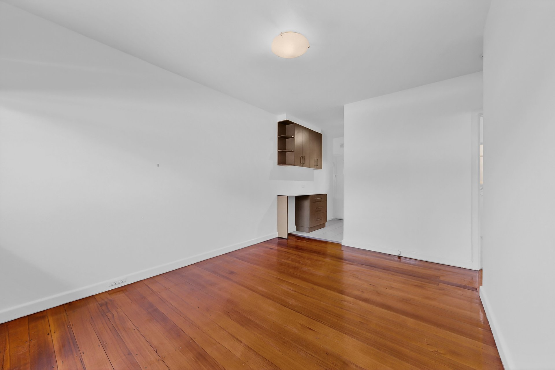 2/712 Burwood Road, Hawthorn East image 2