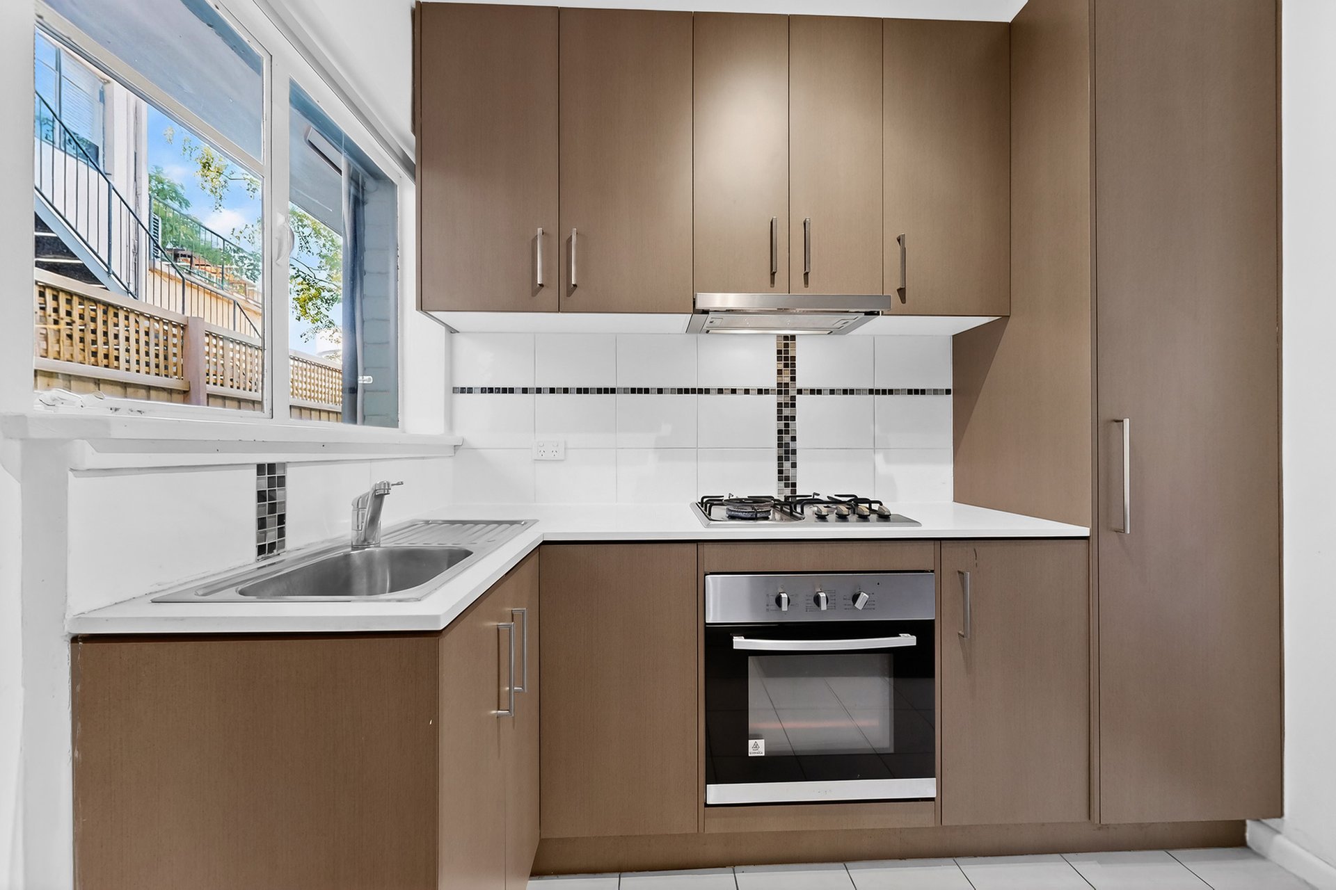 2/712 Burwood Road, Hawthorn East image 5