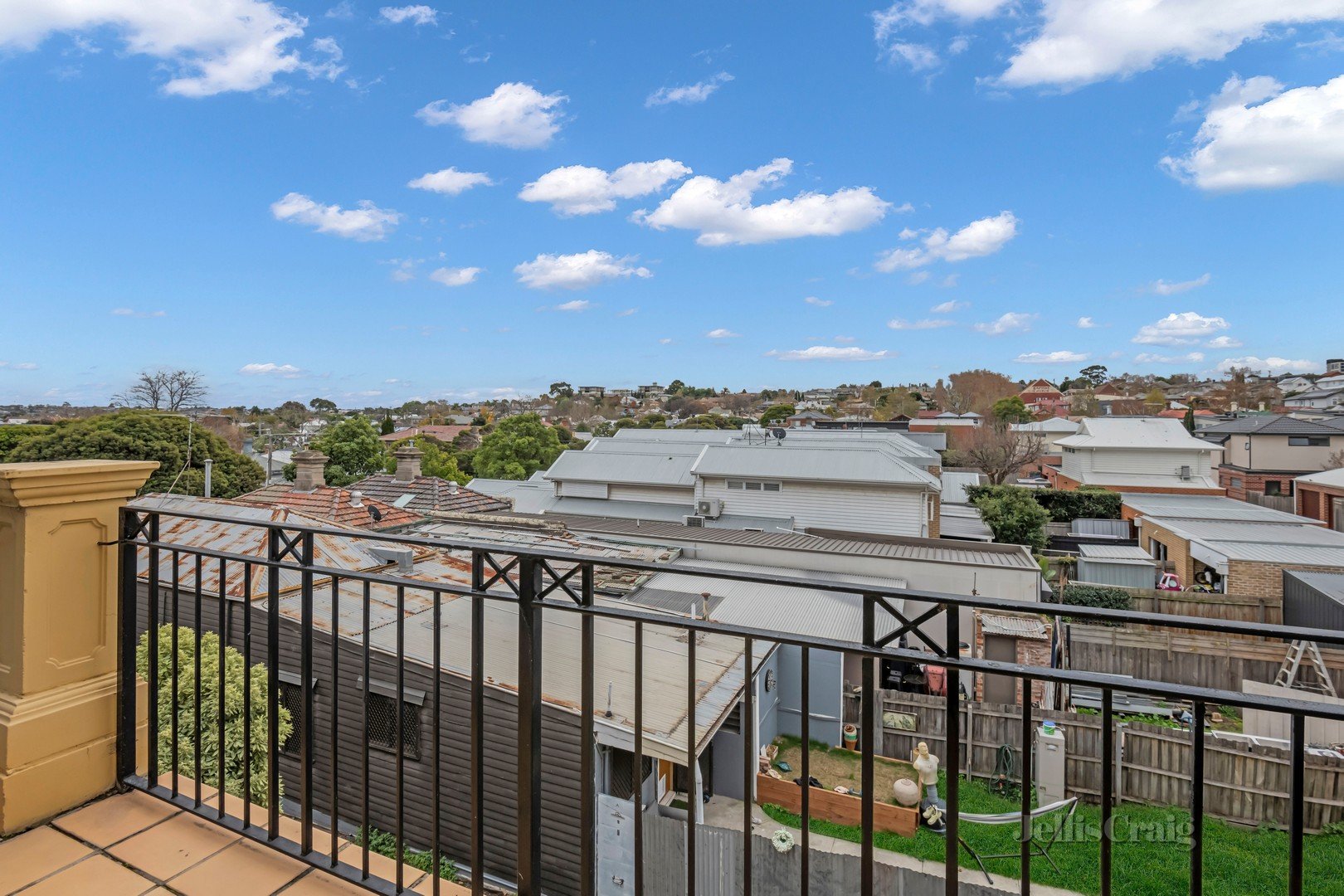 27/128 Maribyrnong Road, Moonee Ponds image 10
