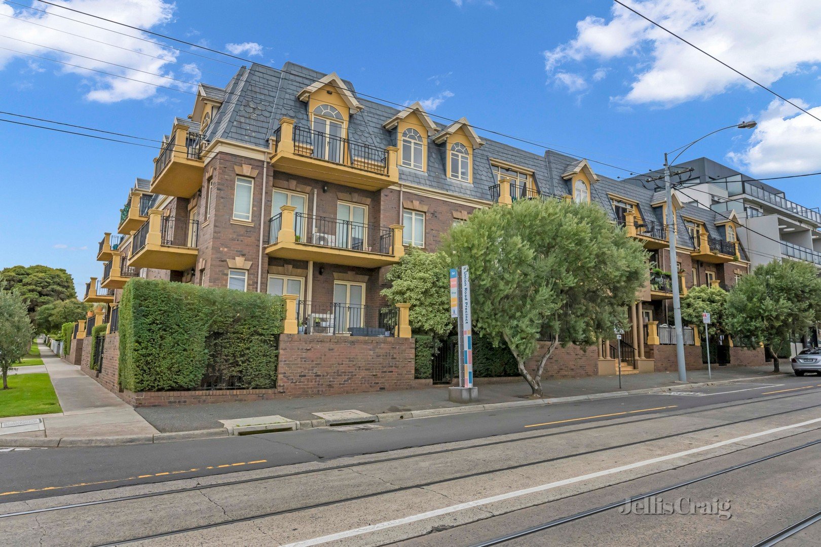 27/128 Maribyrnong Road, Moonee Ponds image 9