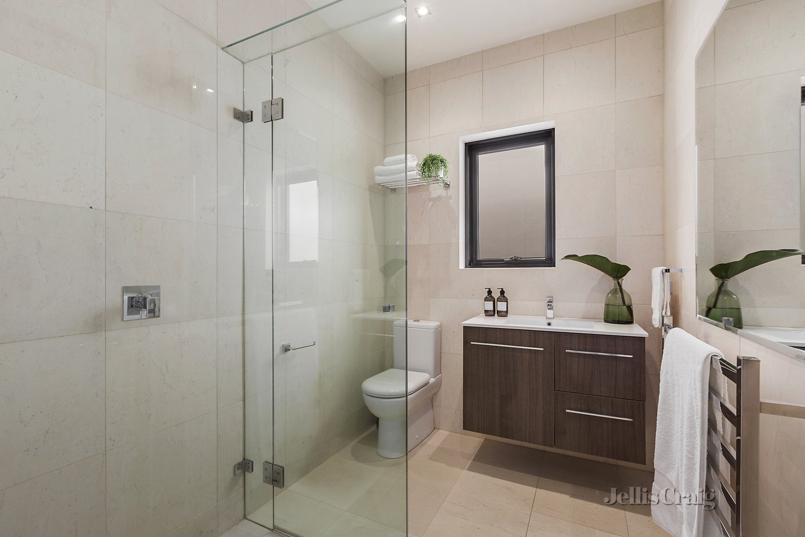 2/72 Lang Street, South Yarra image 7