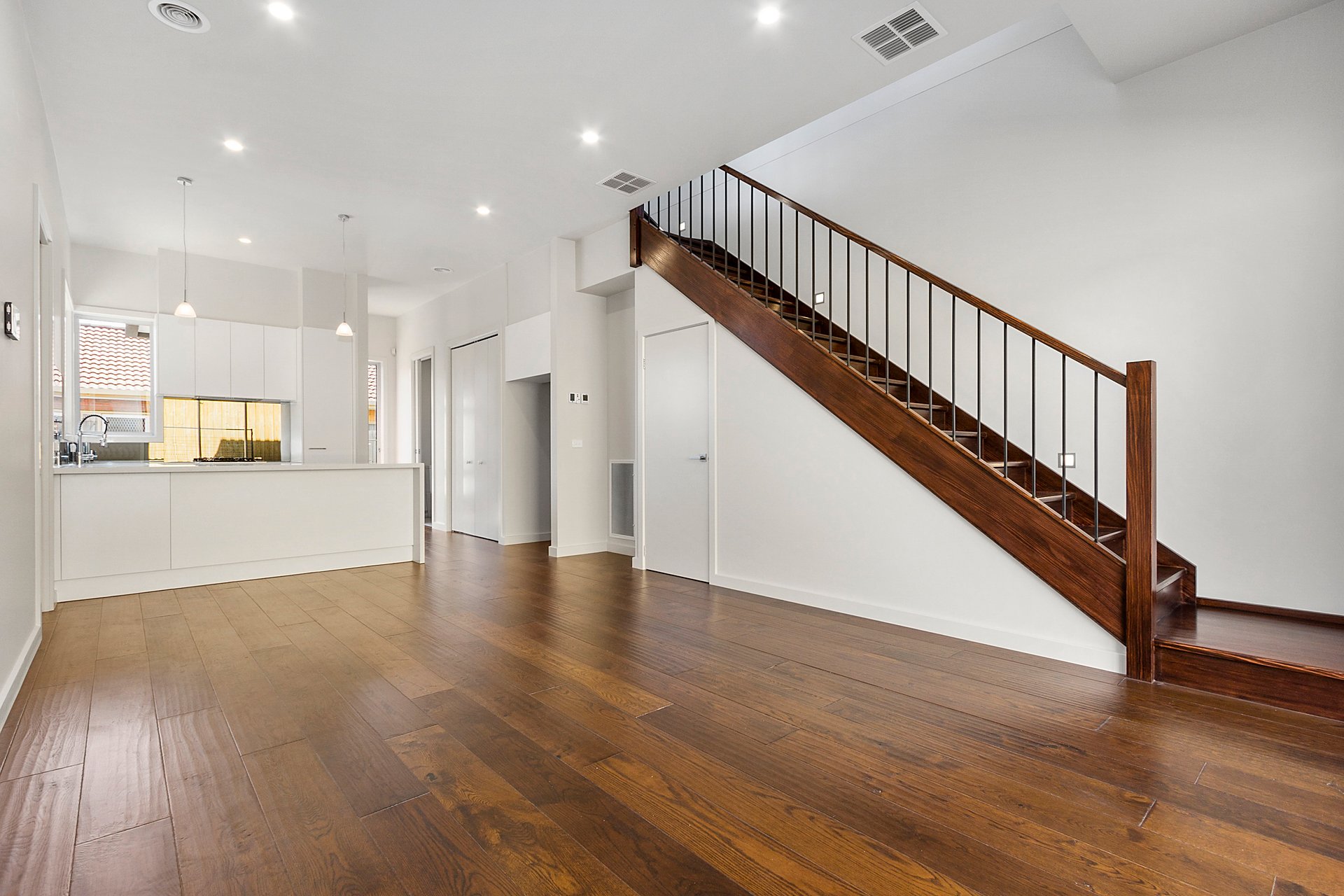Property Gallery - Main Image