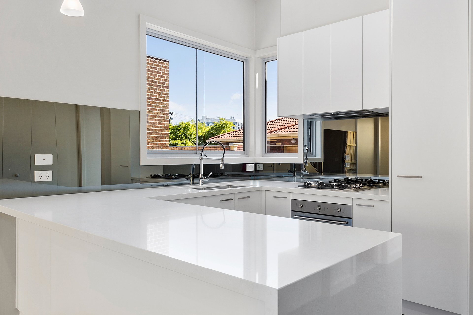 Property Gallery Thumbnail 3