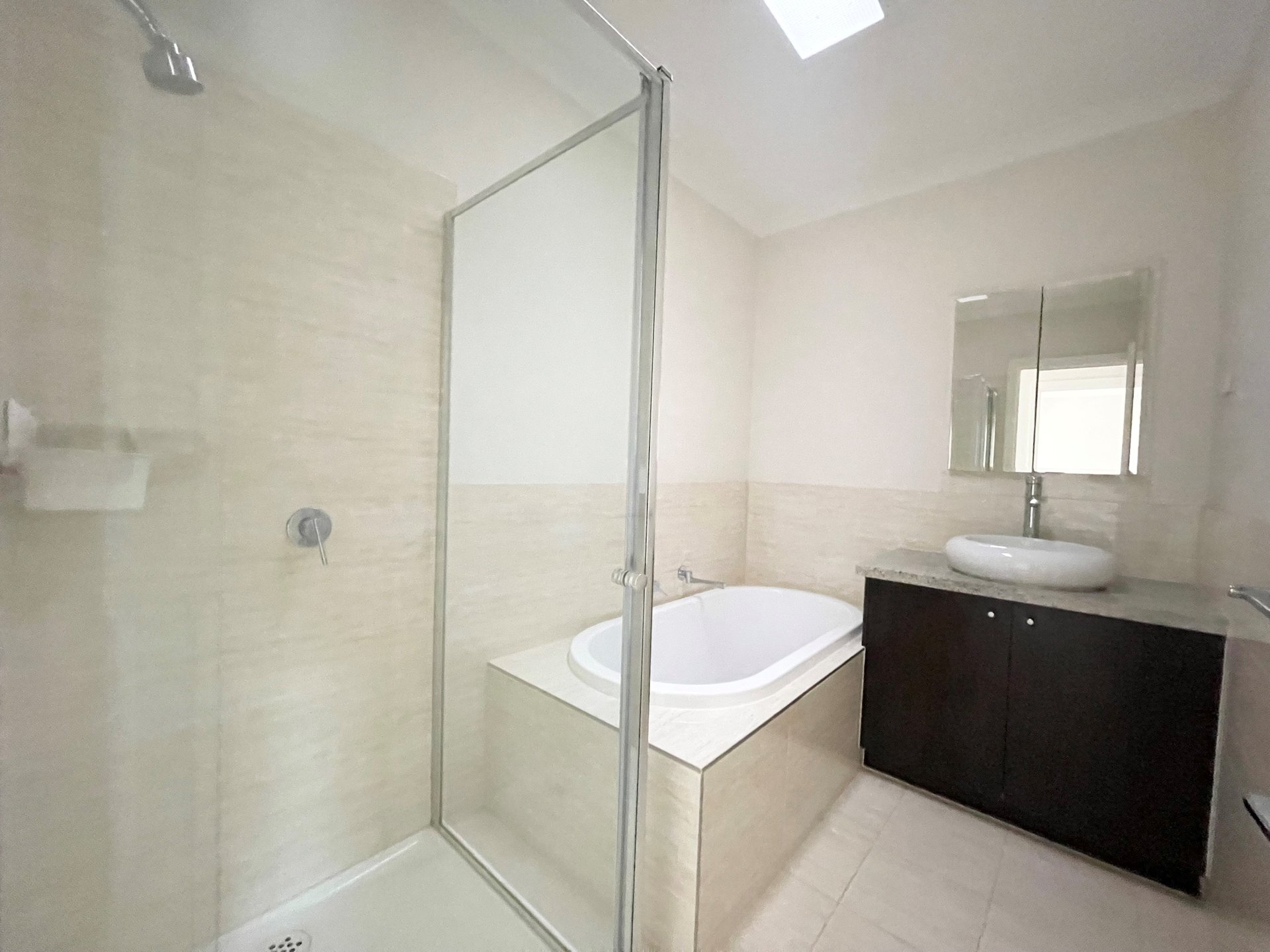 272 Neerim Road, Carnegie image 7