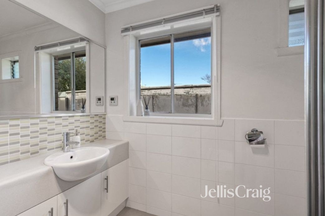 2/72 Speight Street, Newport image 8