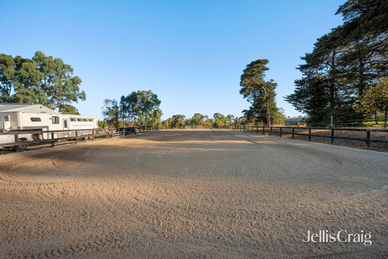 272 Steels Creek Road, Yarra&nbsp;Glen image 4