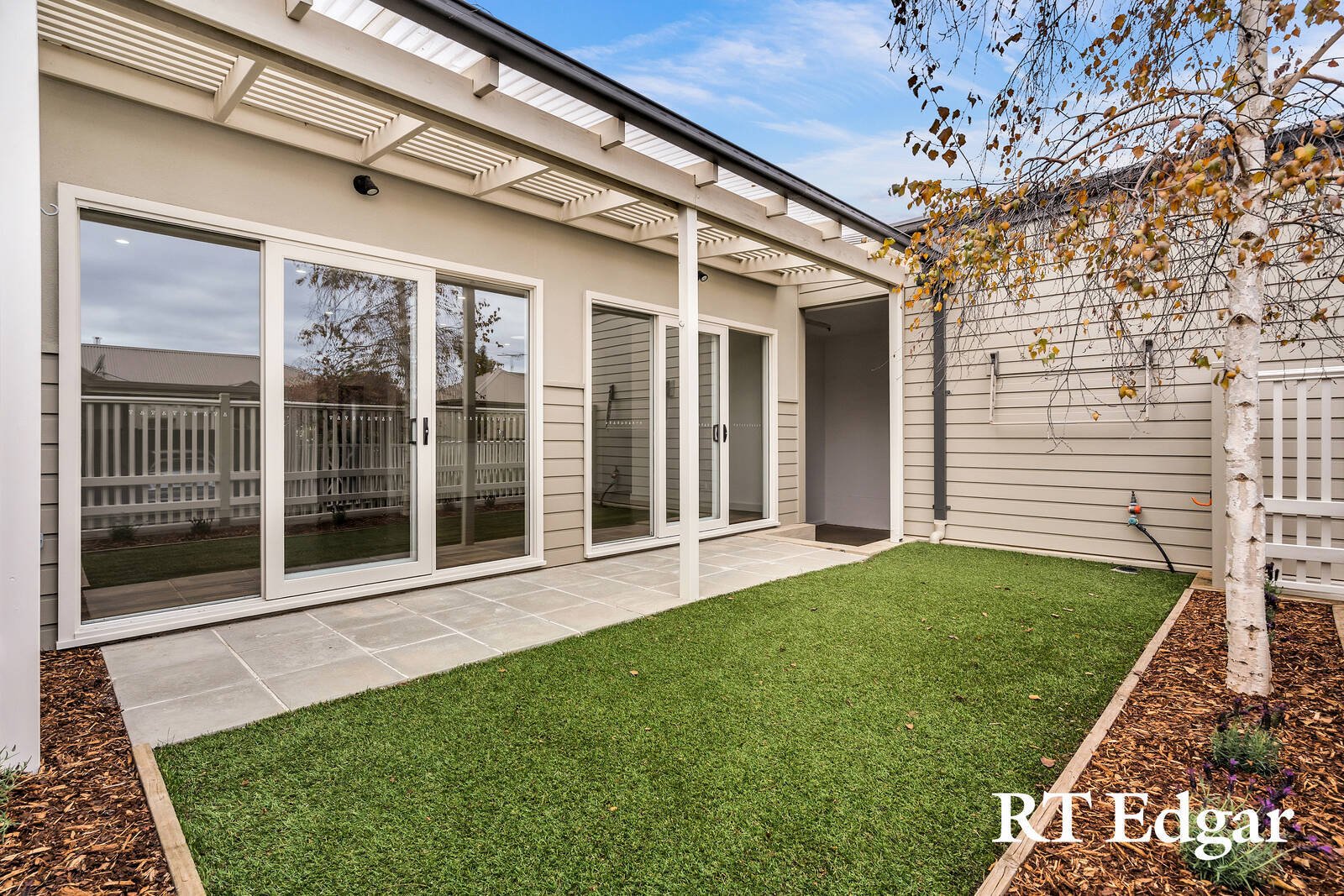 Property Gallery Thumbnail 10