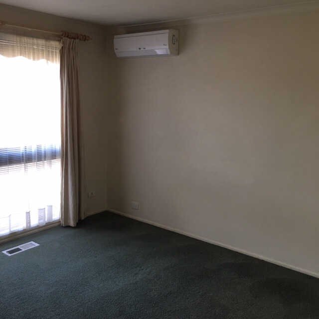 2/736 Centre Road, Bentleigh East image 2