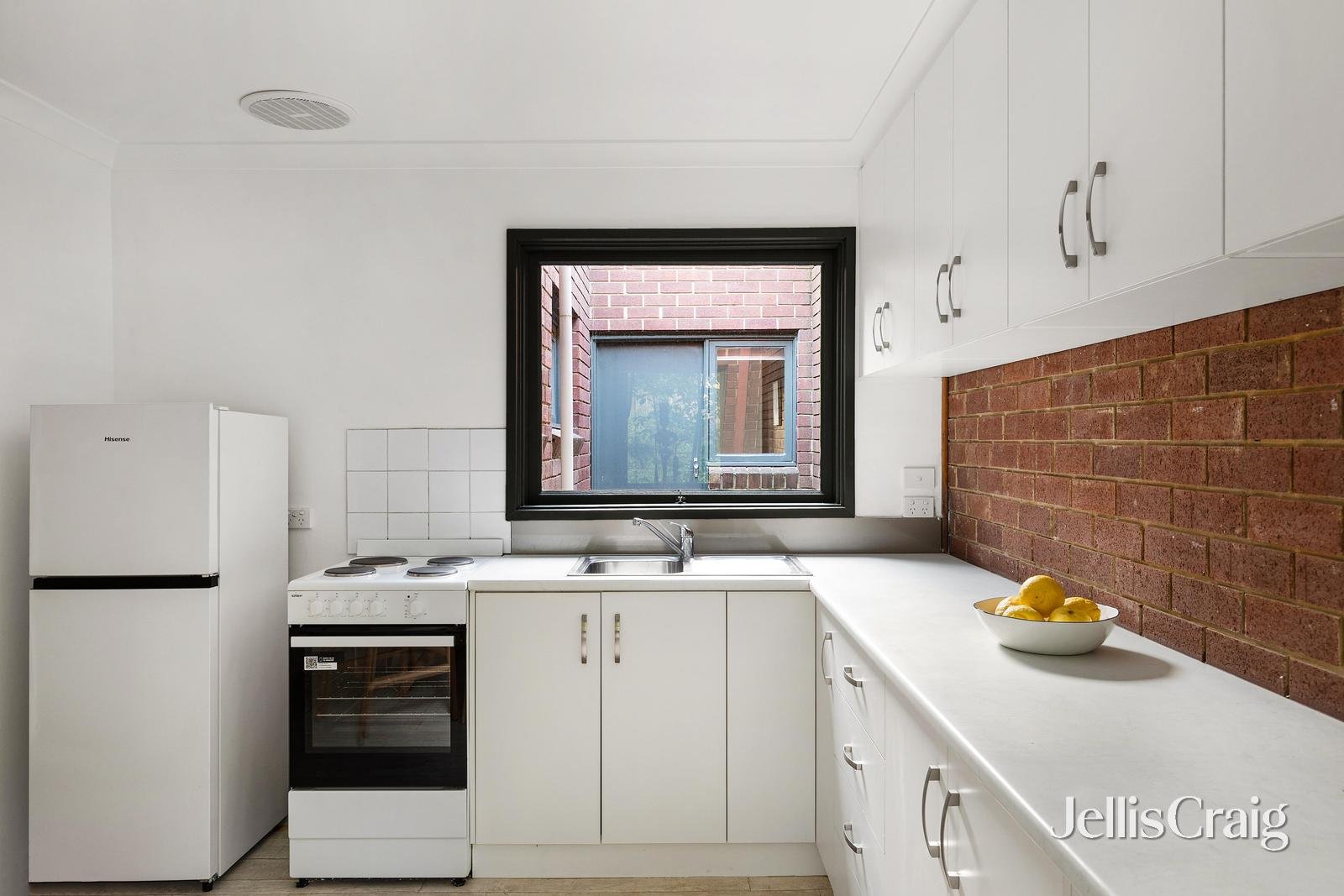 2/74 Airlie Road, Montmorency image 6