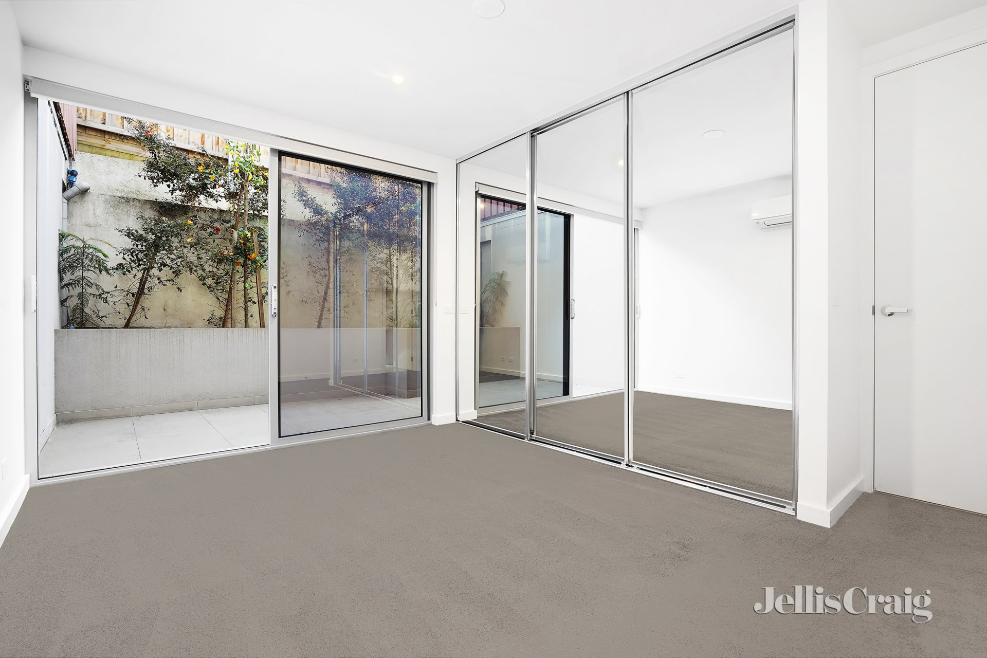 2/74 Darebin Street, Heidelberg image 4