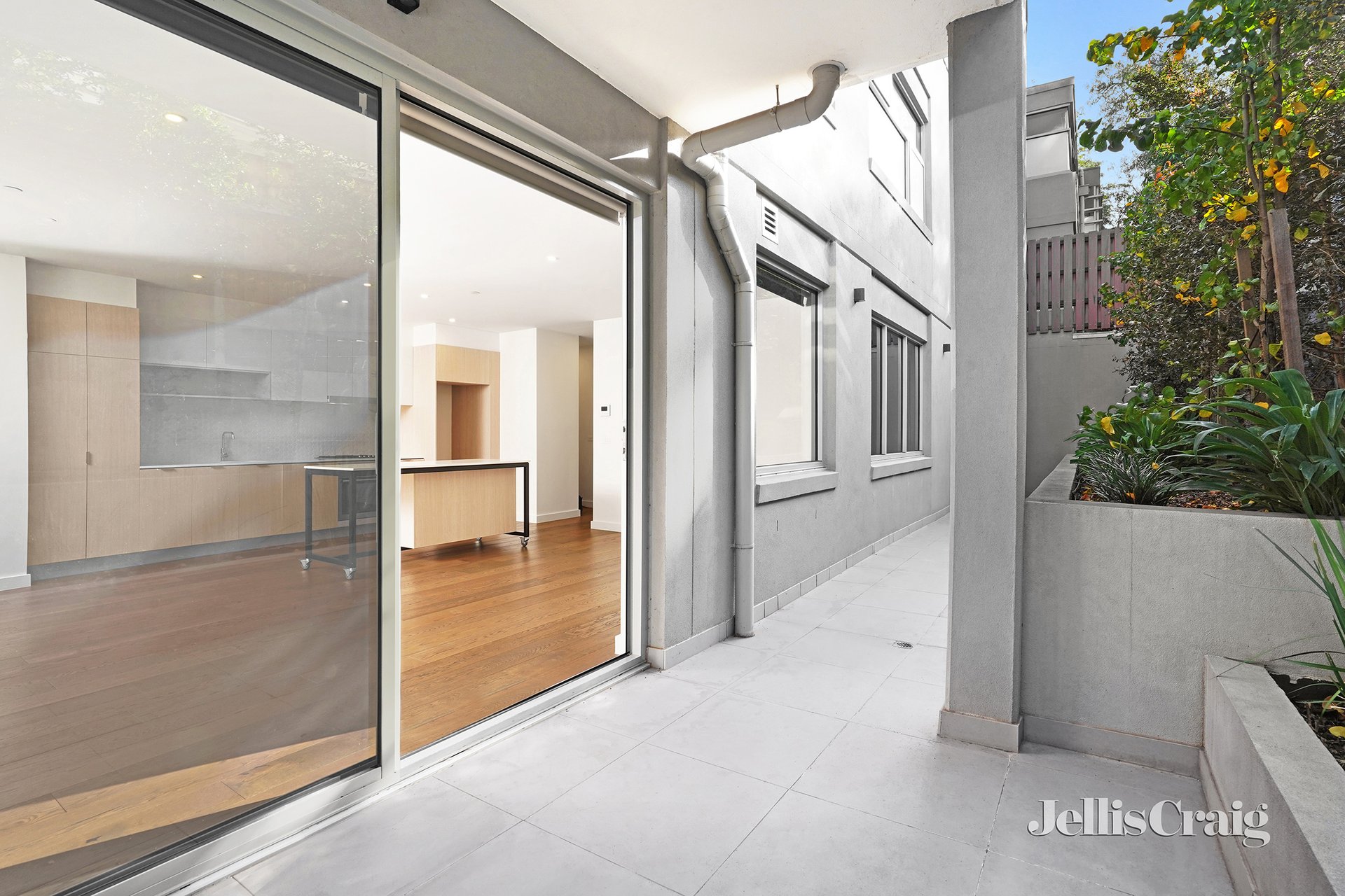 2/74 Darebin Street, Heidelberg image 6