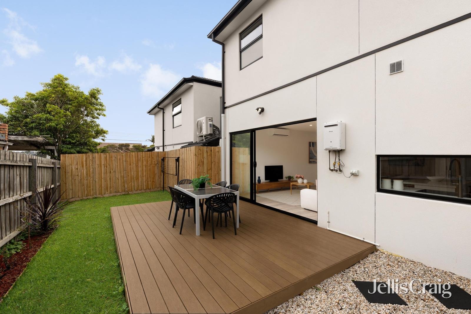 2/74 Ferntree Gully Road, Oakleigh&nbsp;East image 13