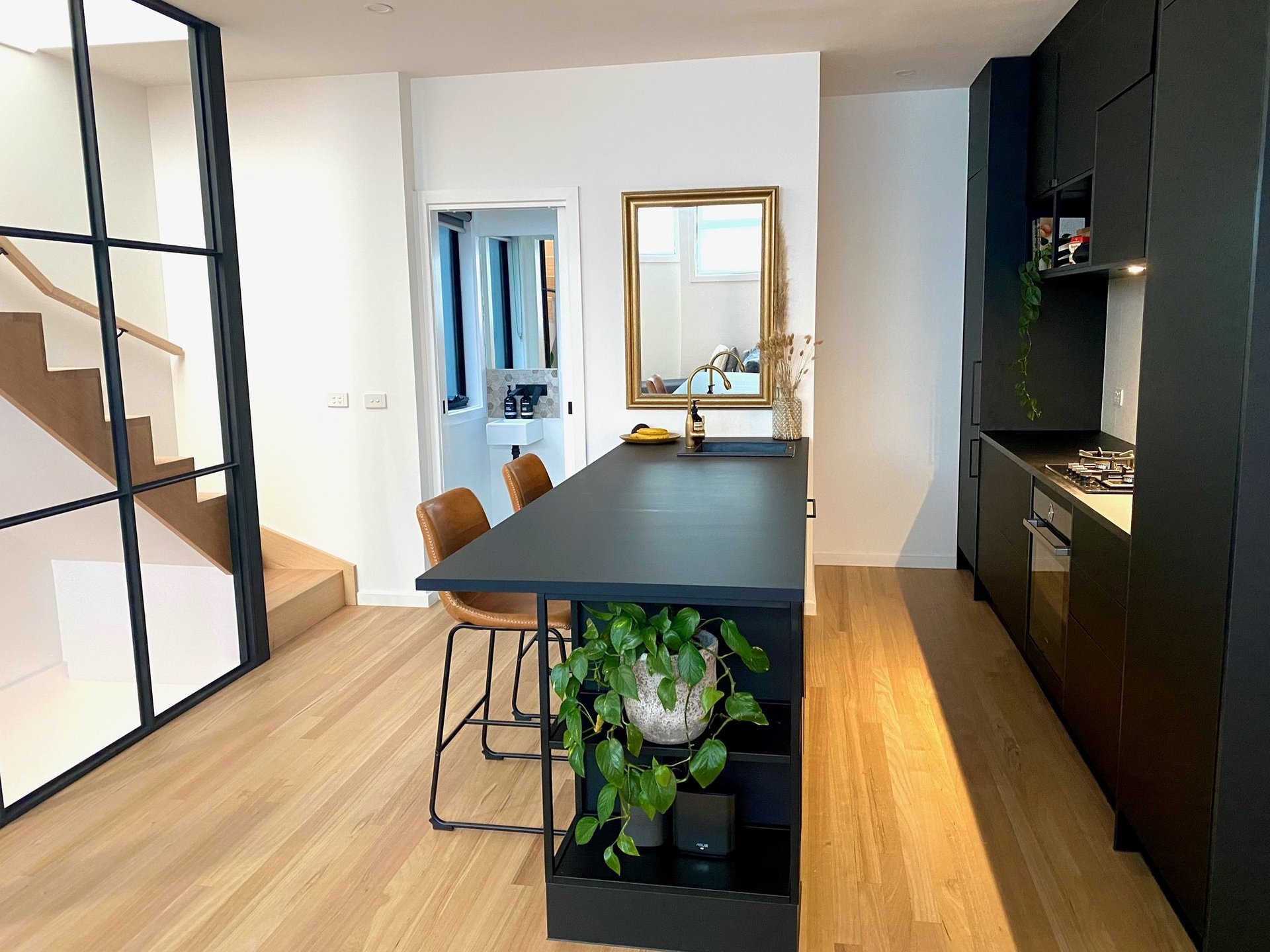 Property Gallery Thumbnail 3