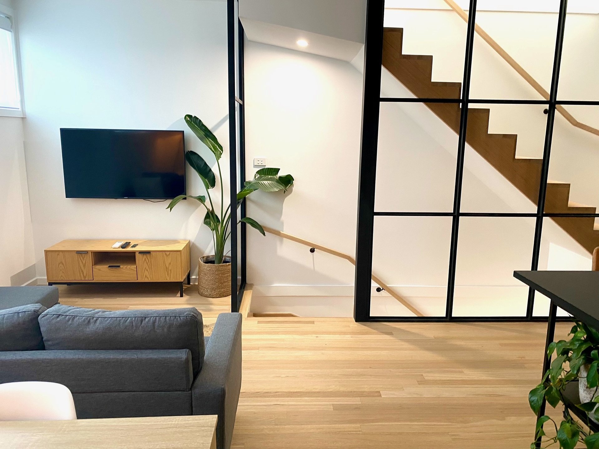 Property Gallery Thumbnail 9