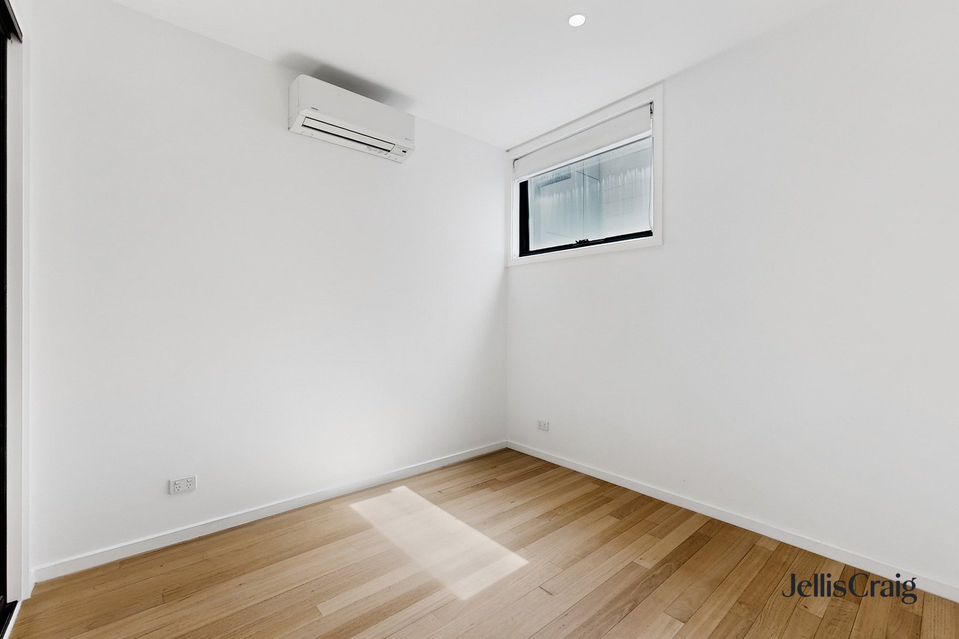 2/74 Nott Street, Port&nbsp;Melbourne image 7