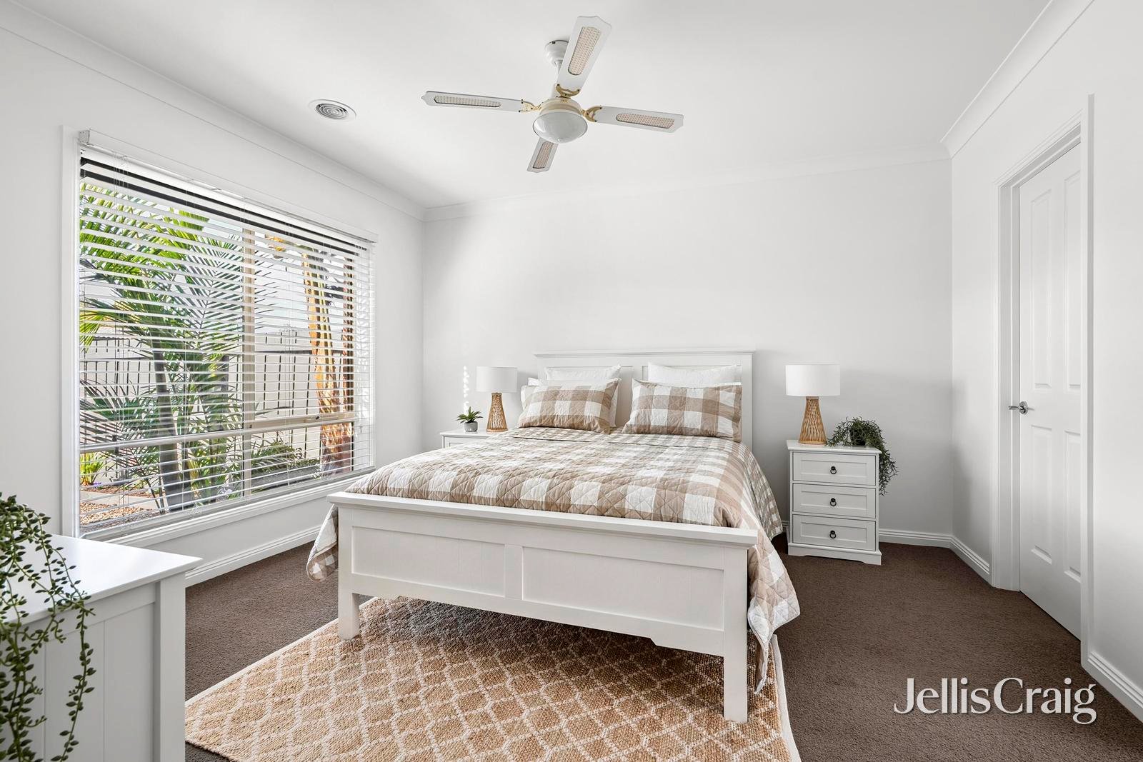 2/74 Sladen Street, Hamlyn Heights image 5