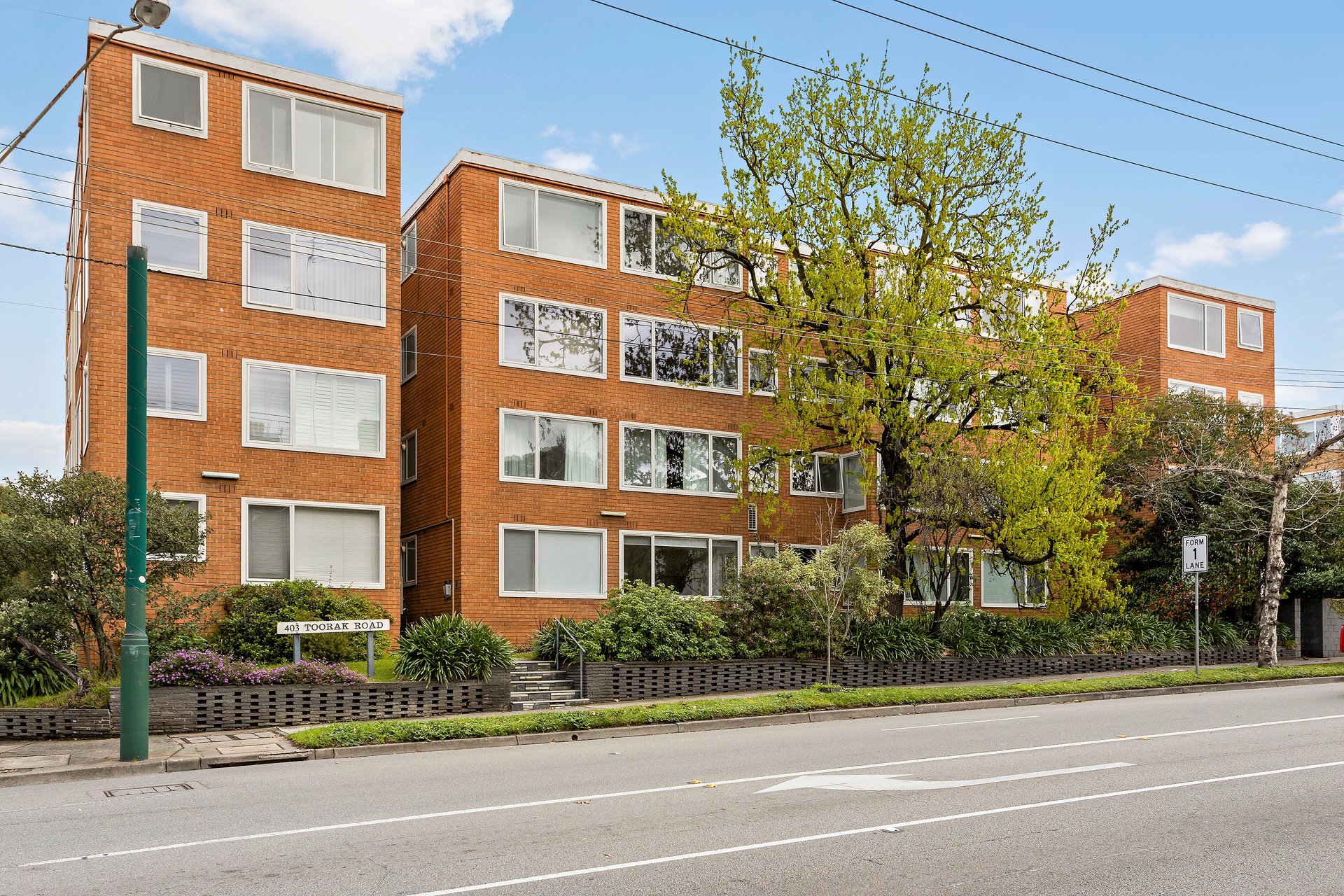 Property Gallery - Main Image