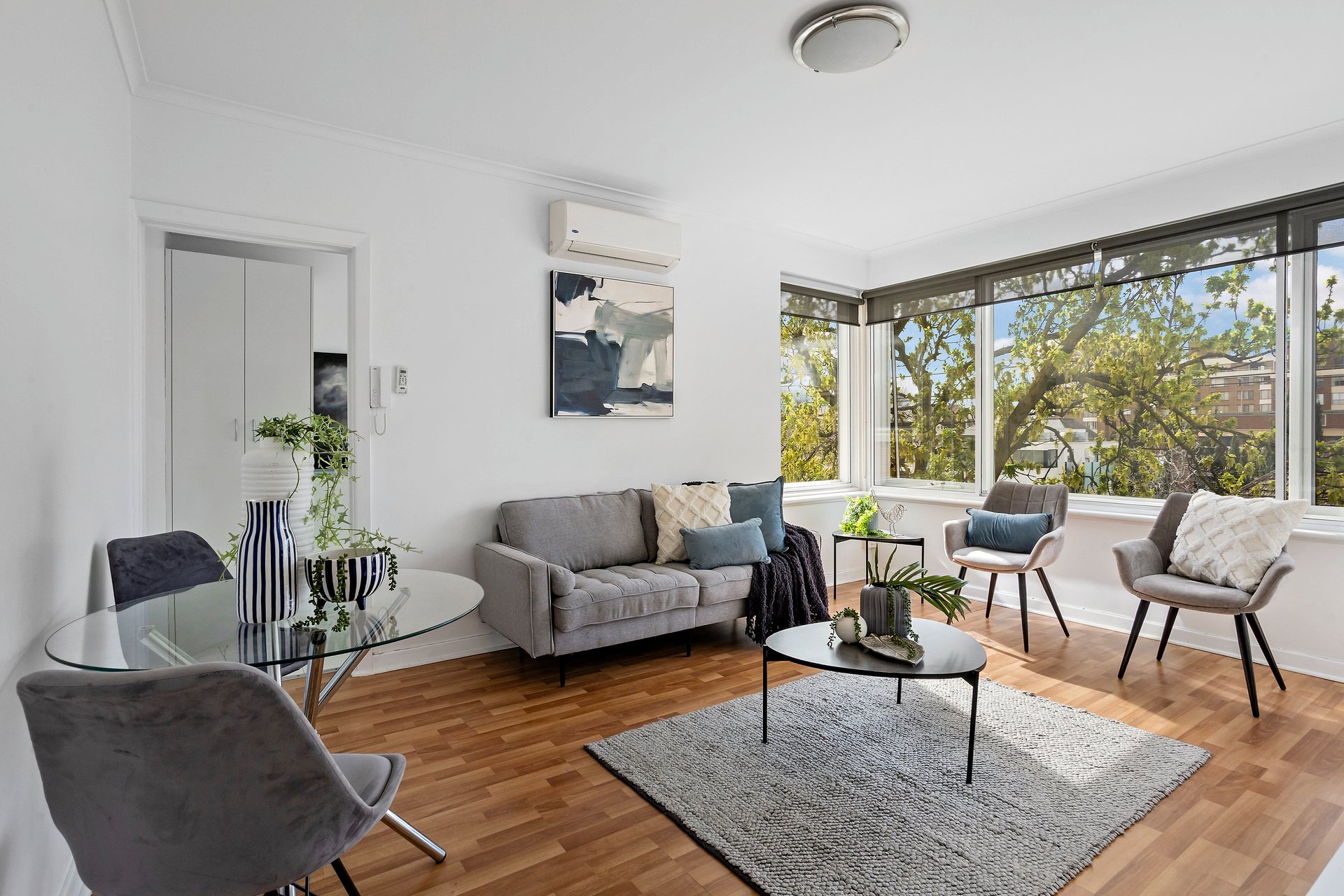 Property Gallery Thumbnail 2