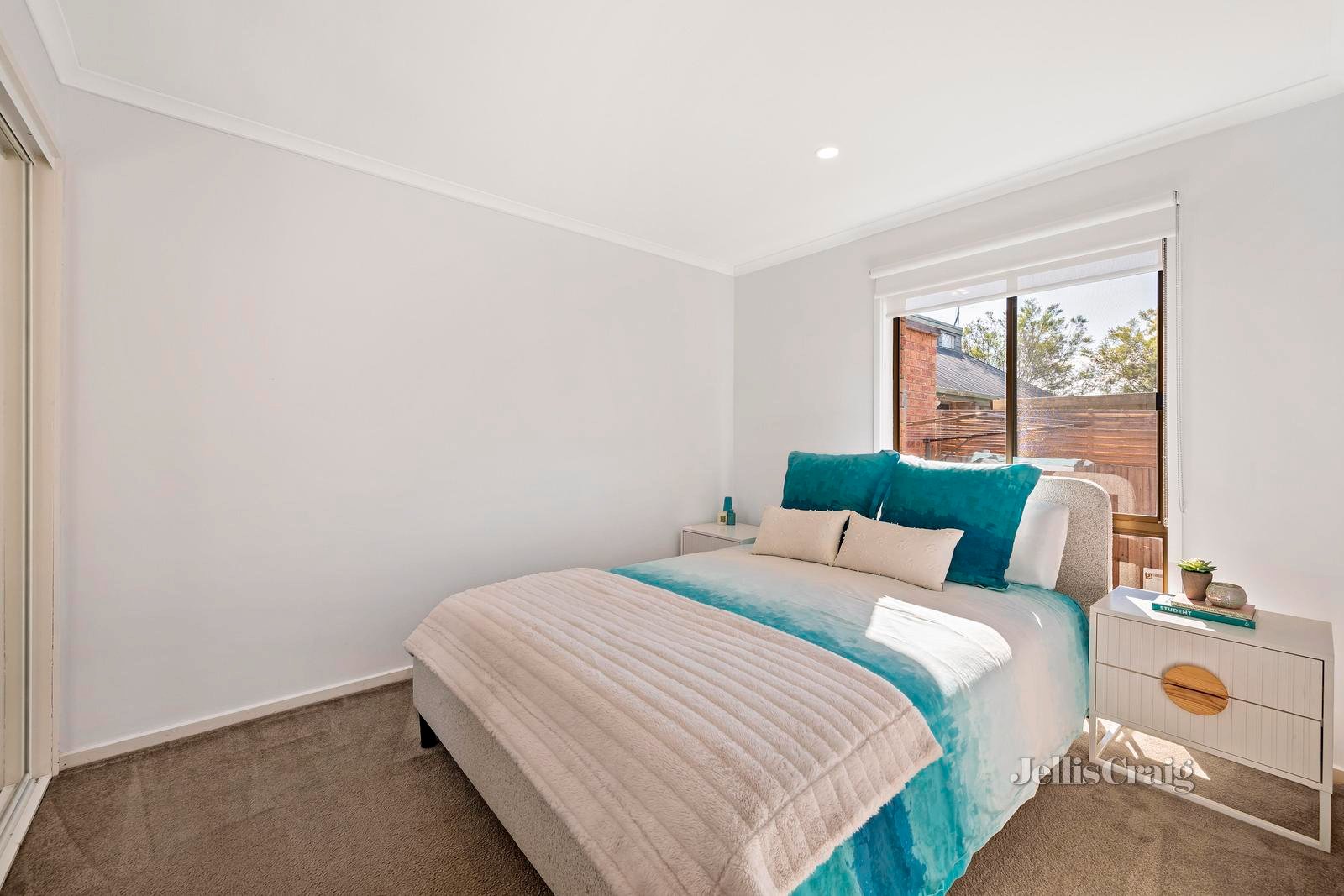 2/75 Cave Hill Road, Lilydale image 8