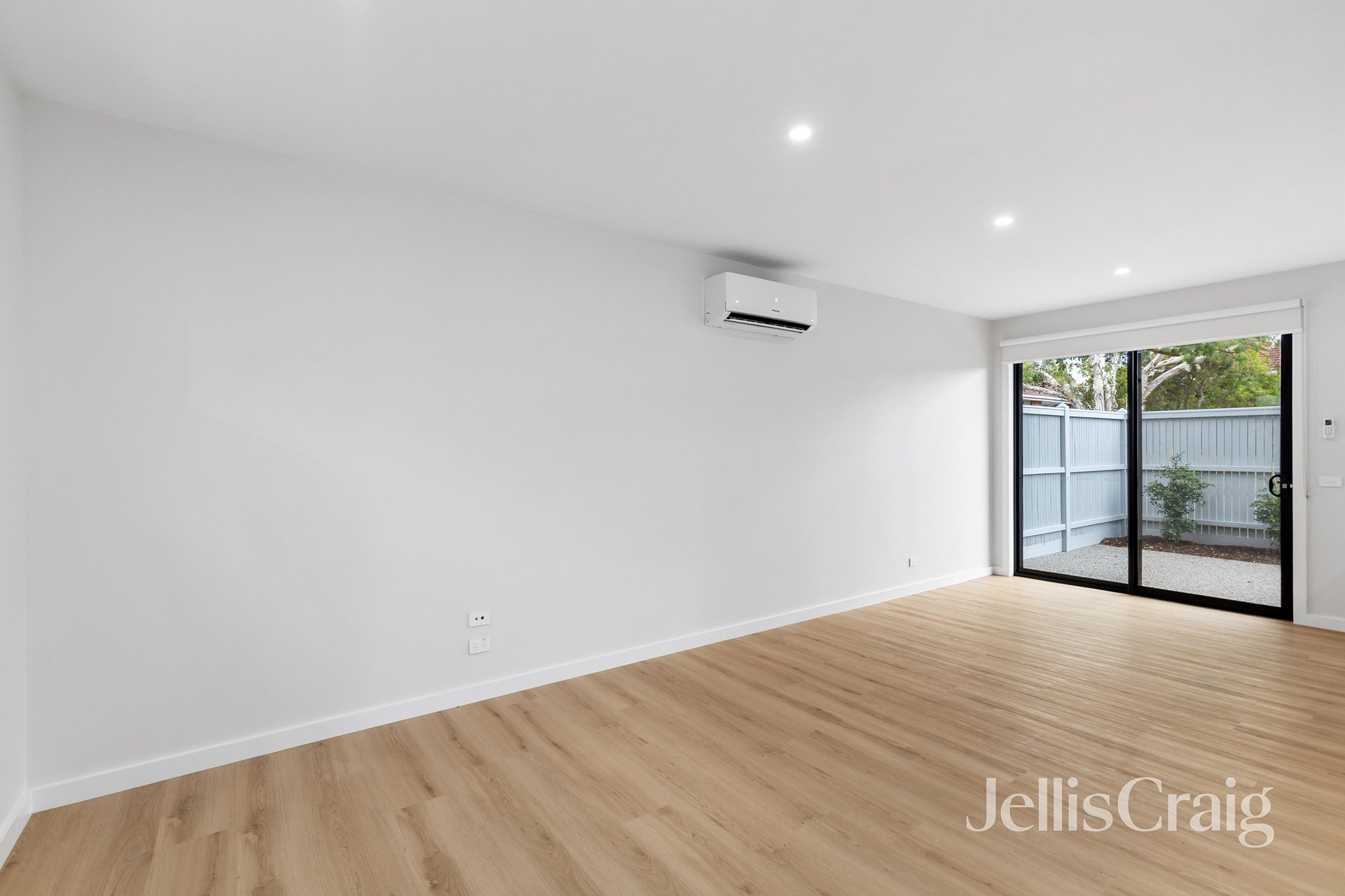 275 Greenwood Drive, Bundoora image 5