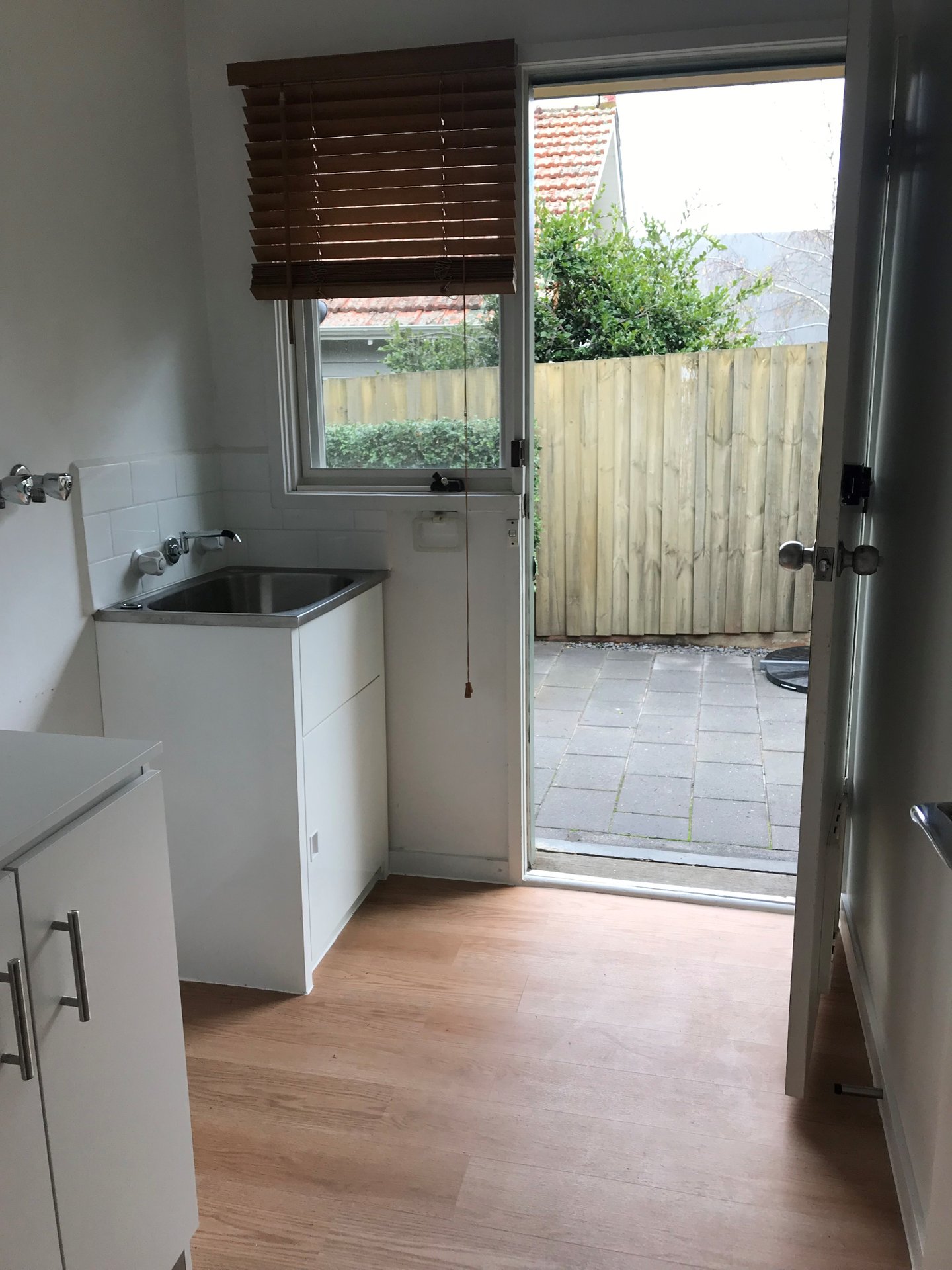 2/75 Guildford Road, Surrey&nbsp;Hills image 6