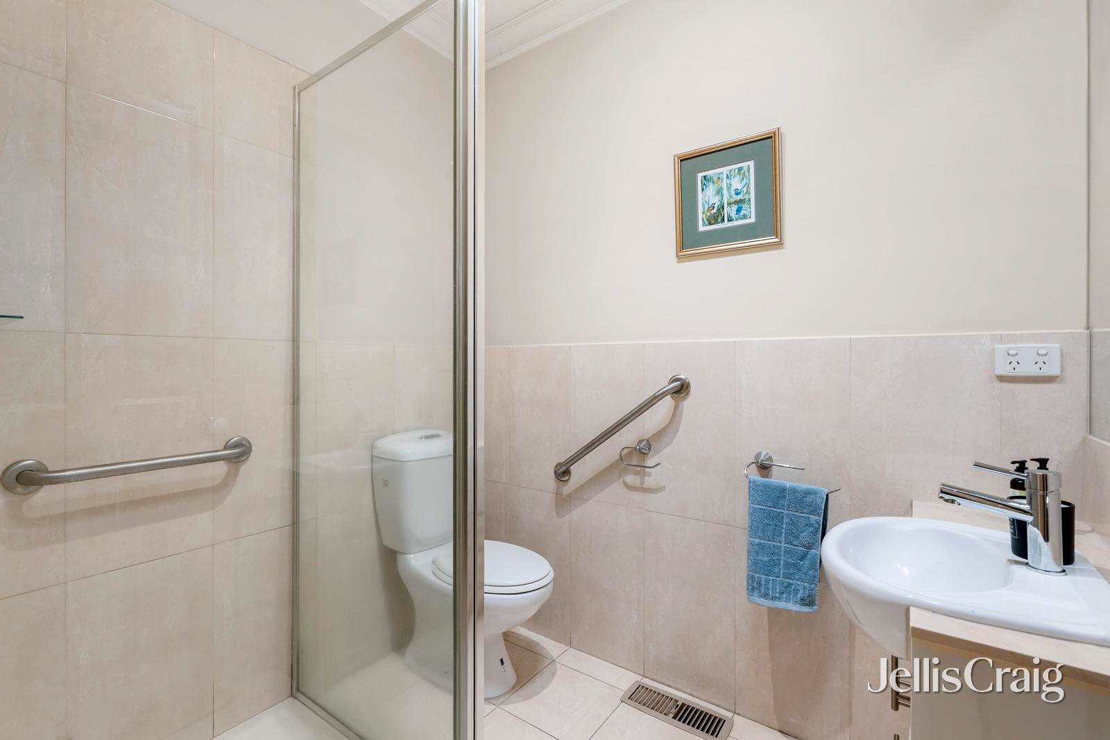 2/75 Renshaw Street, Doncaster&nbsp;East image 6