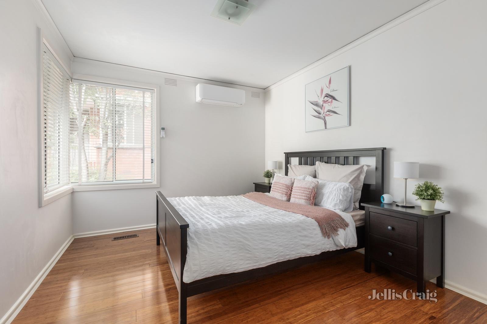 2/75 Warrigal Road, Surrey Hills image 3